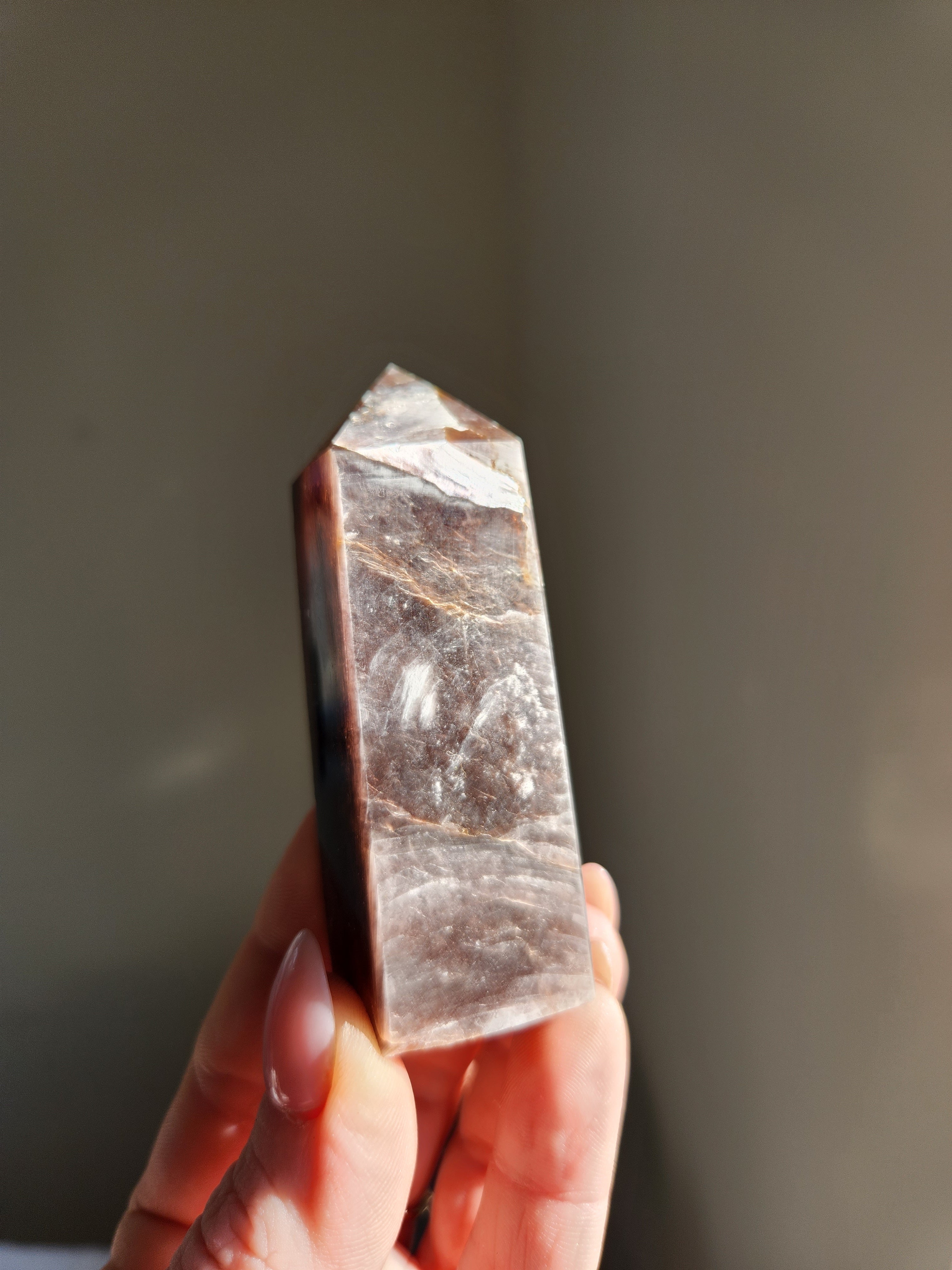 Gem Lepidolite Tower 002