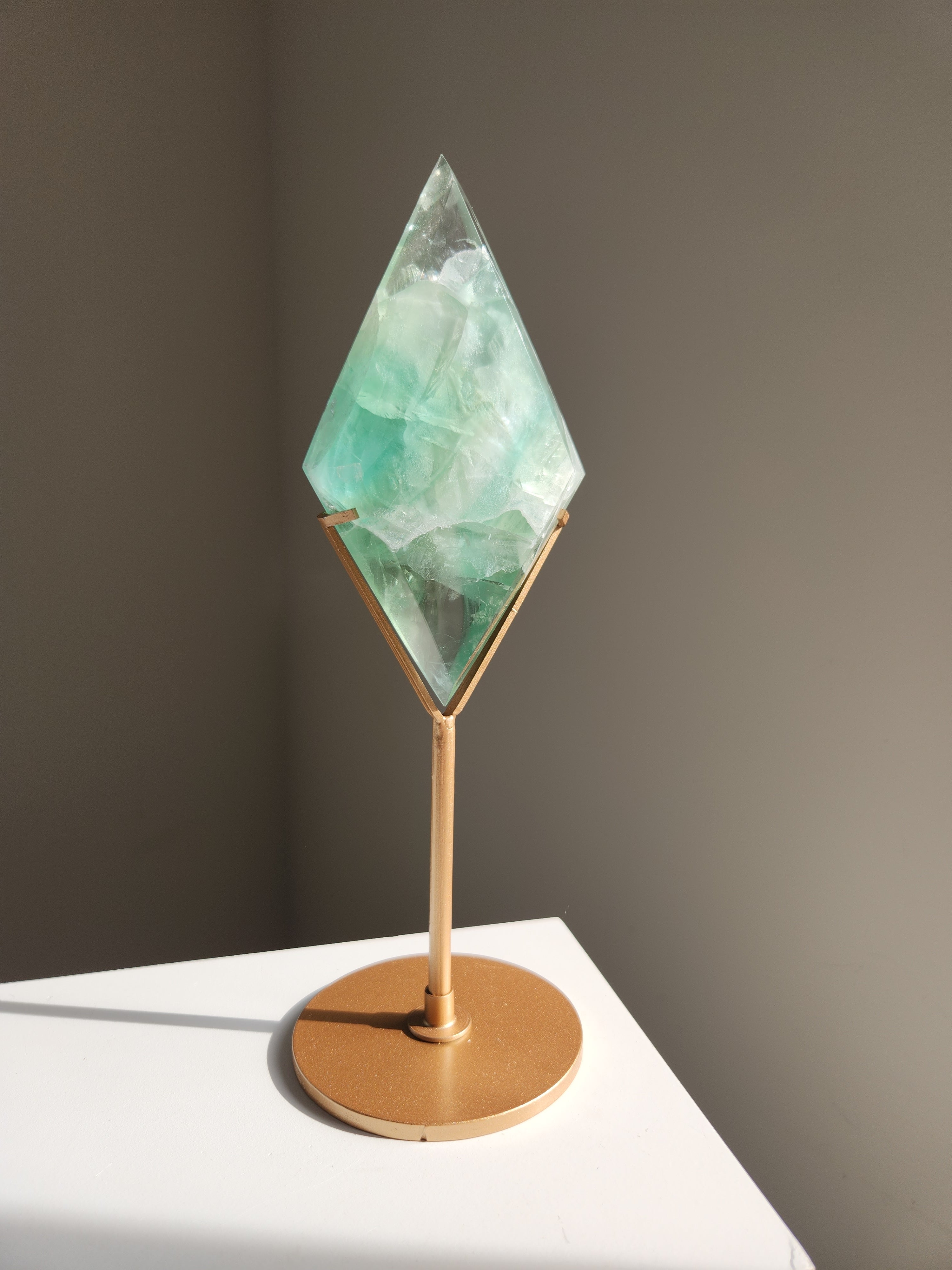 Fluorite Diamond 004