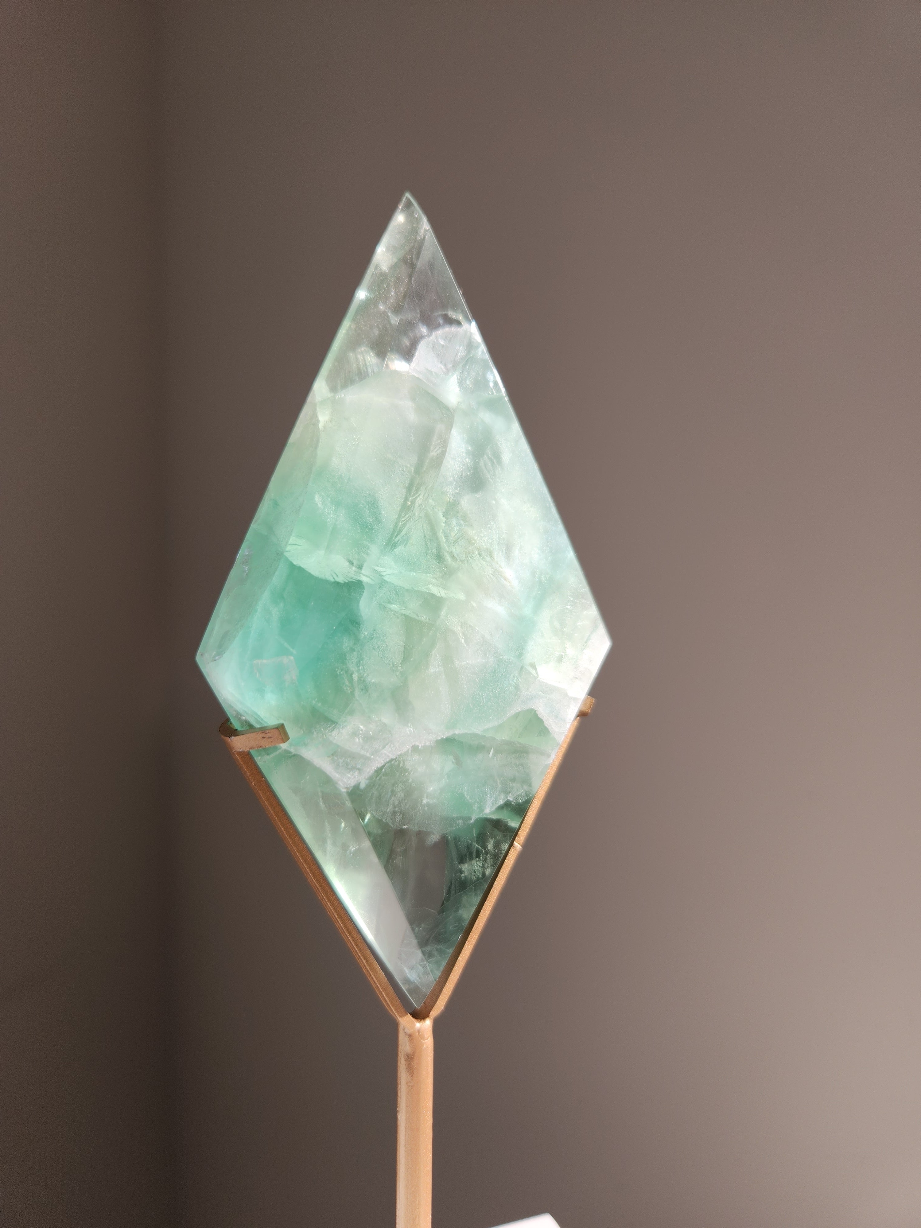 Fluorite Diamond 004