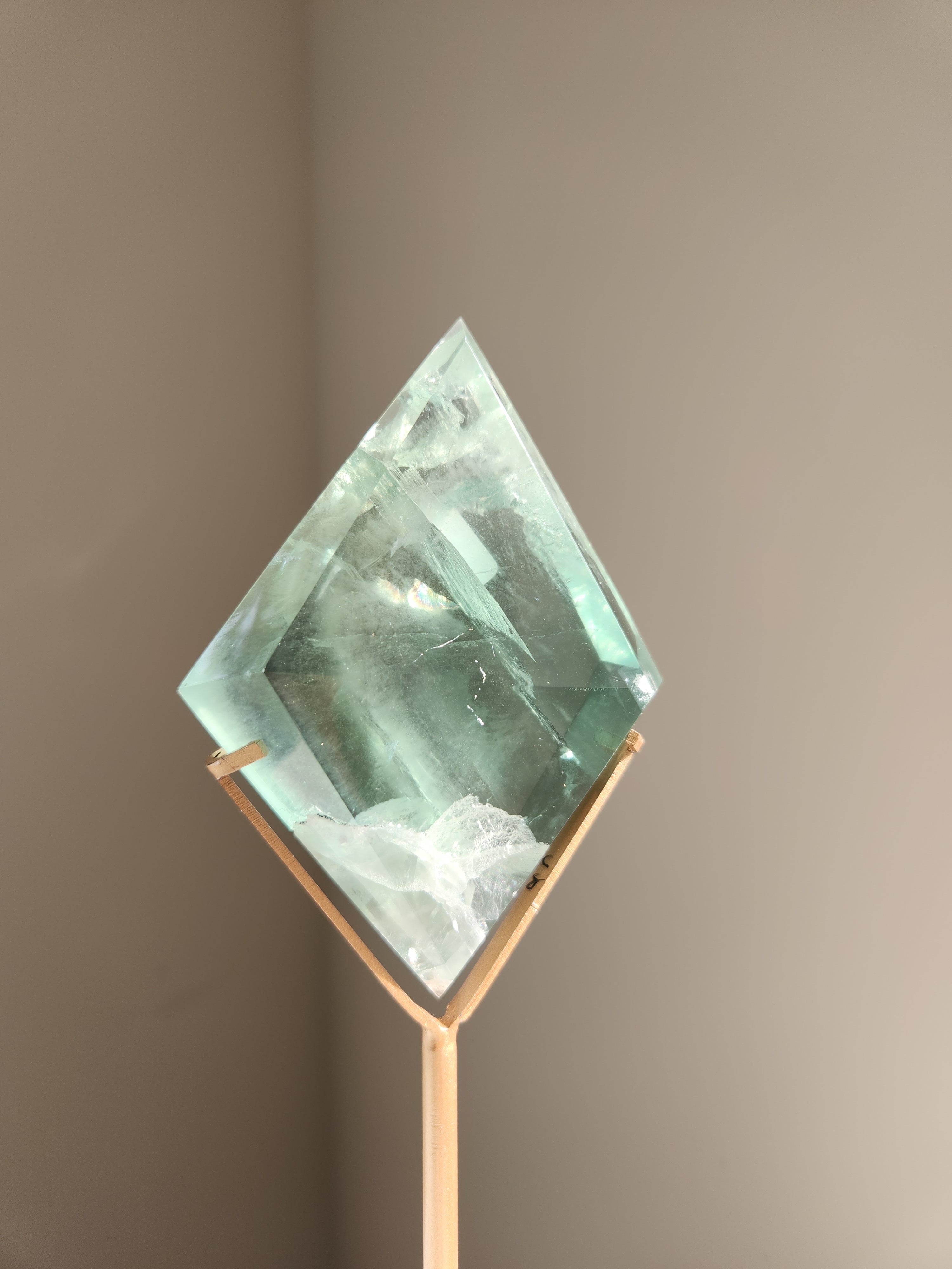 Fluorite Diamond 007