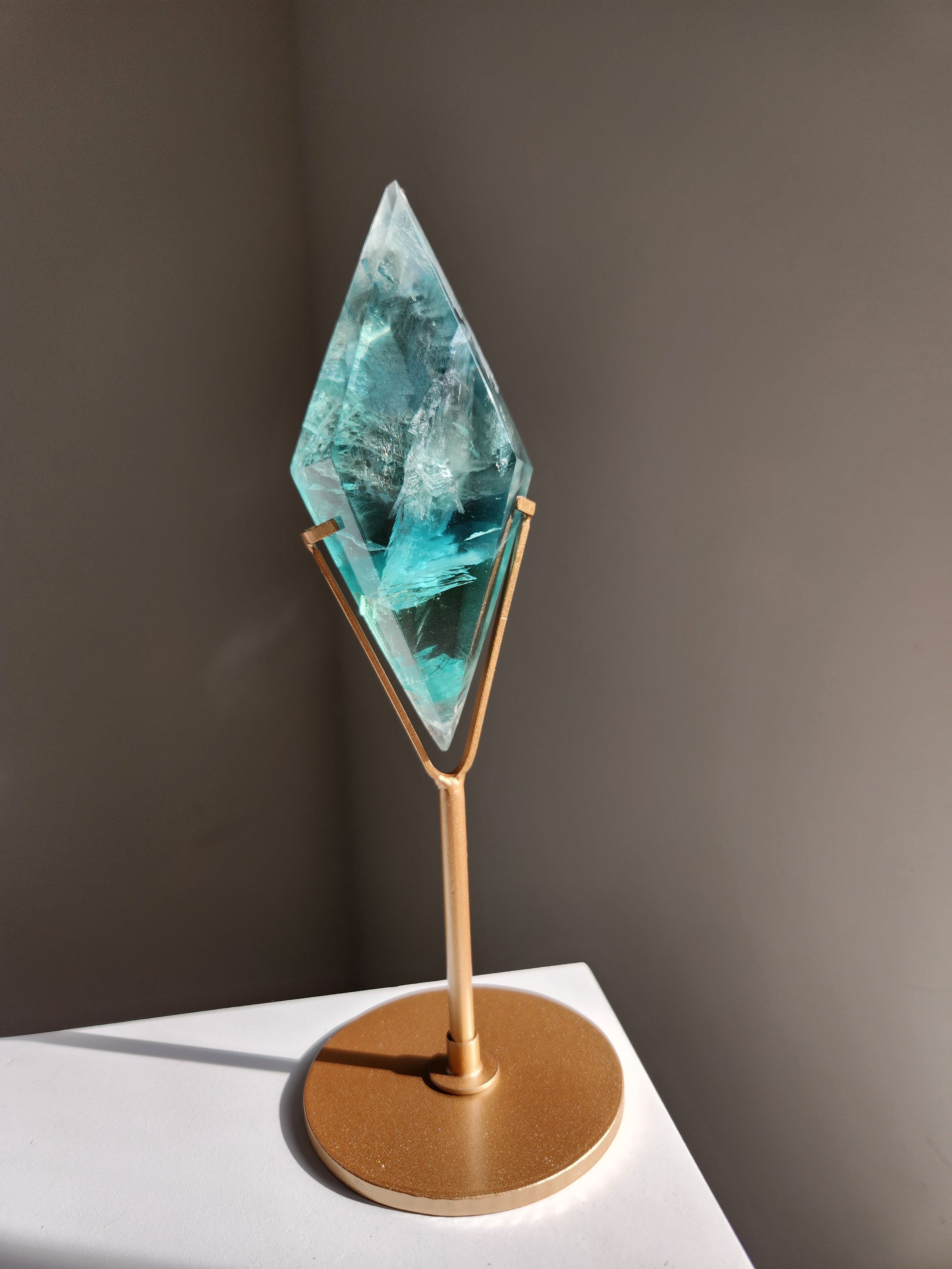 Fluorite Diamond 013