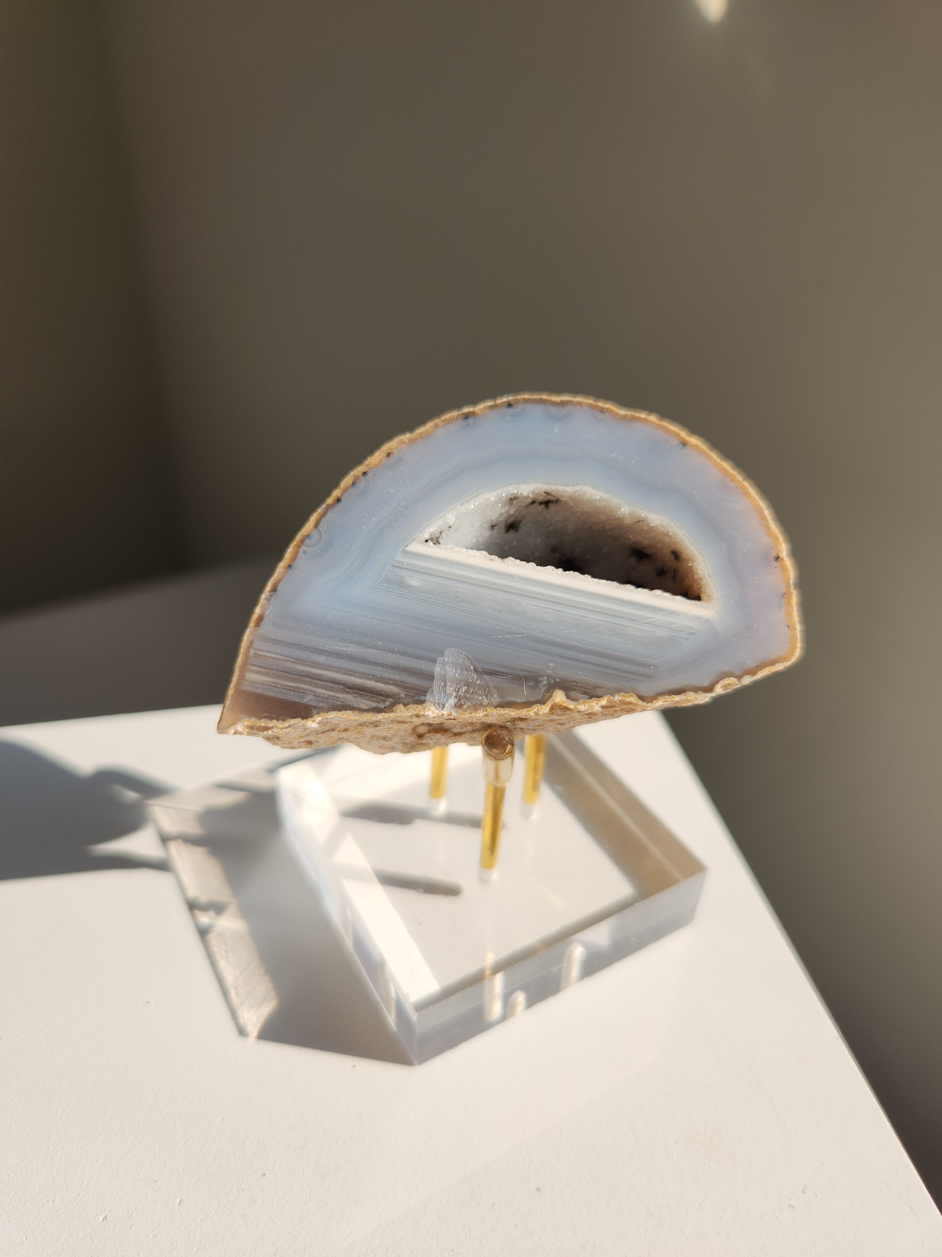 Agate Geode Display 001