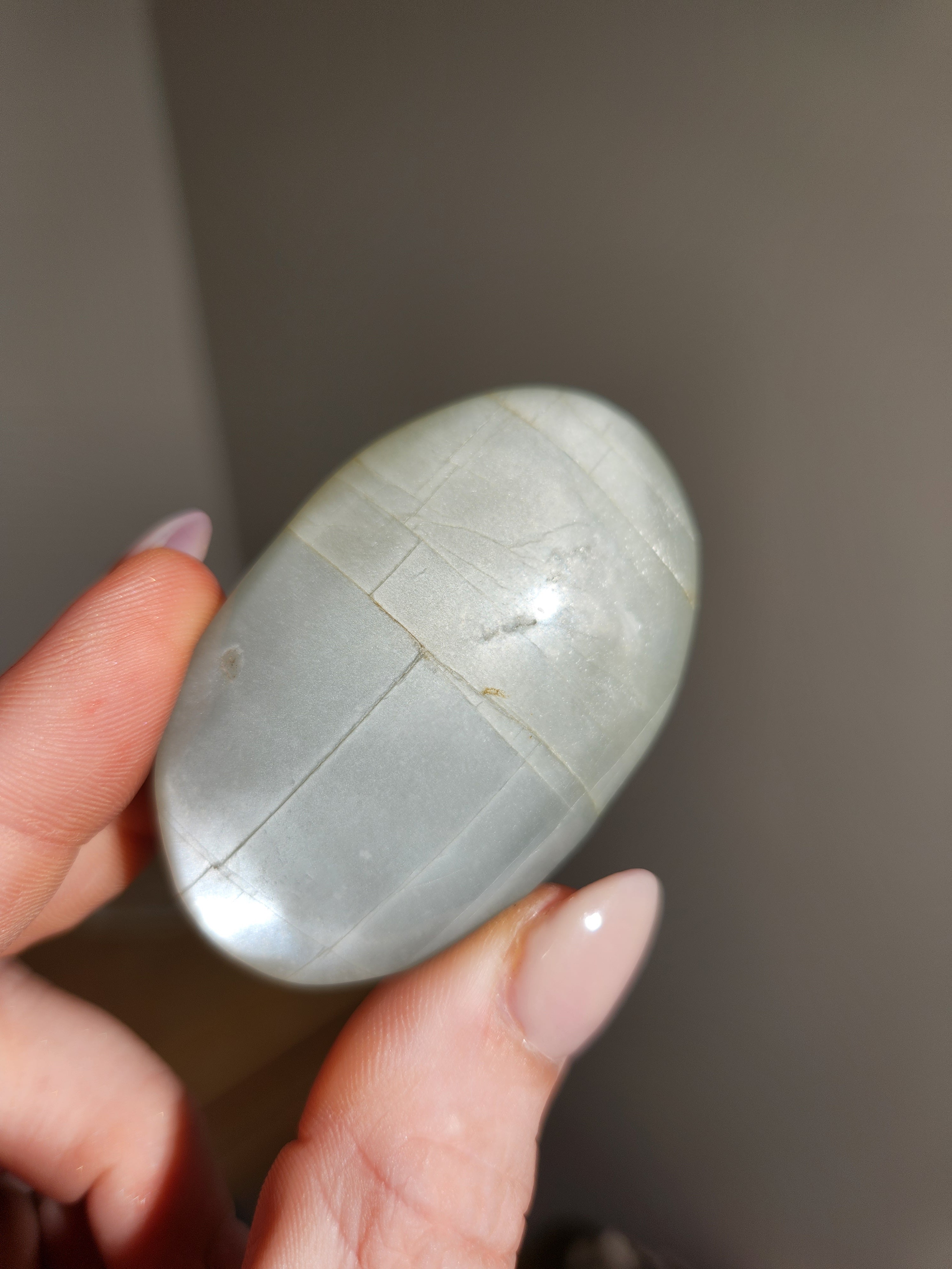 Green Moonstone Palmstone 002