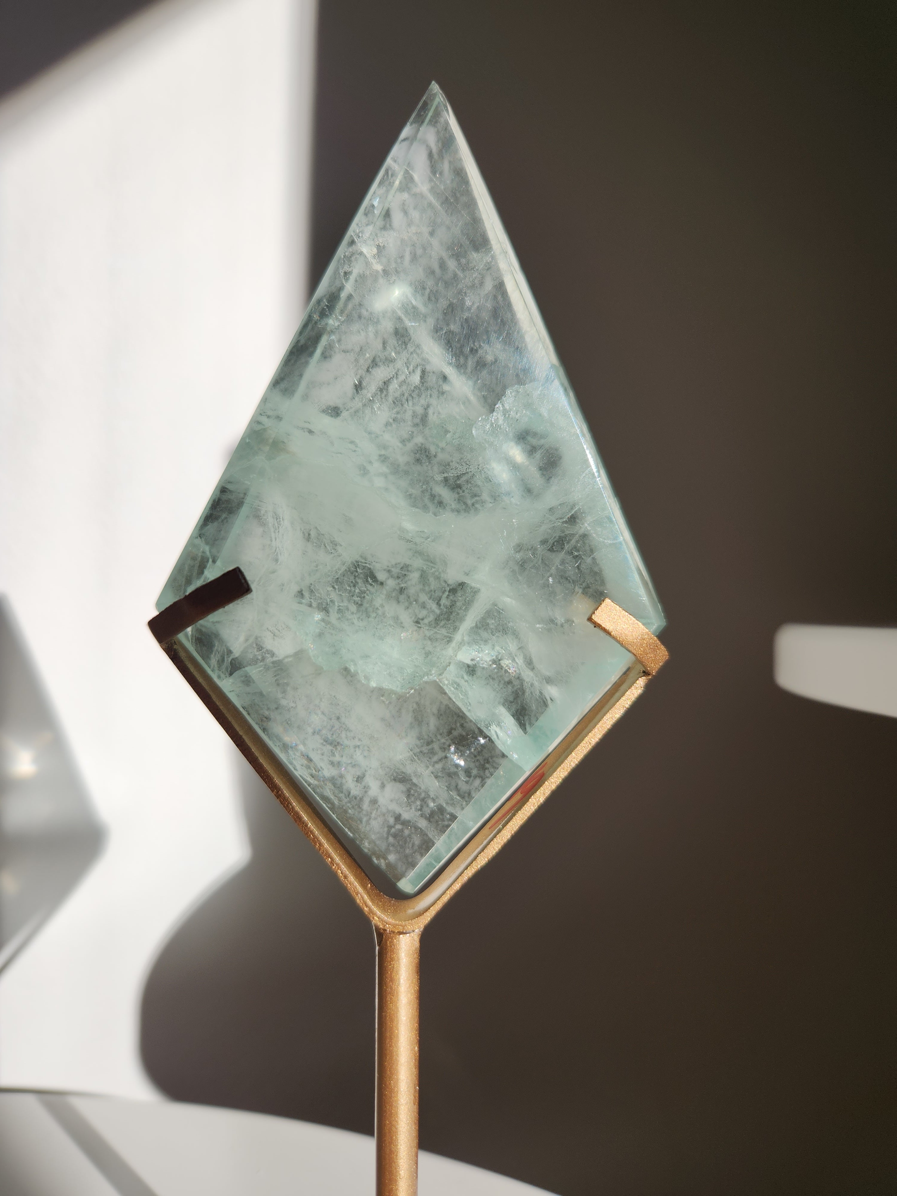 Fluorite Diamond 008