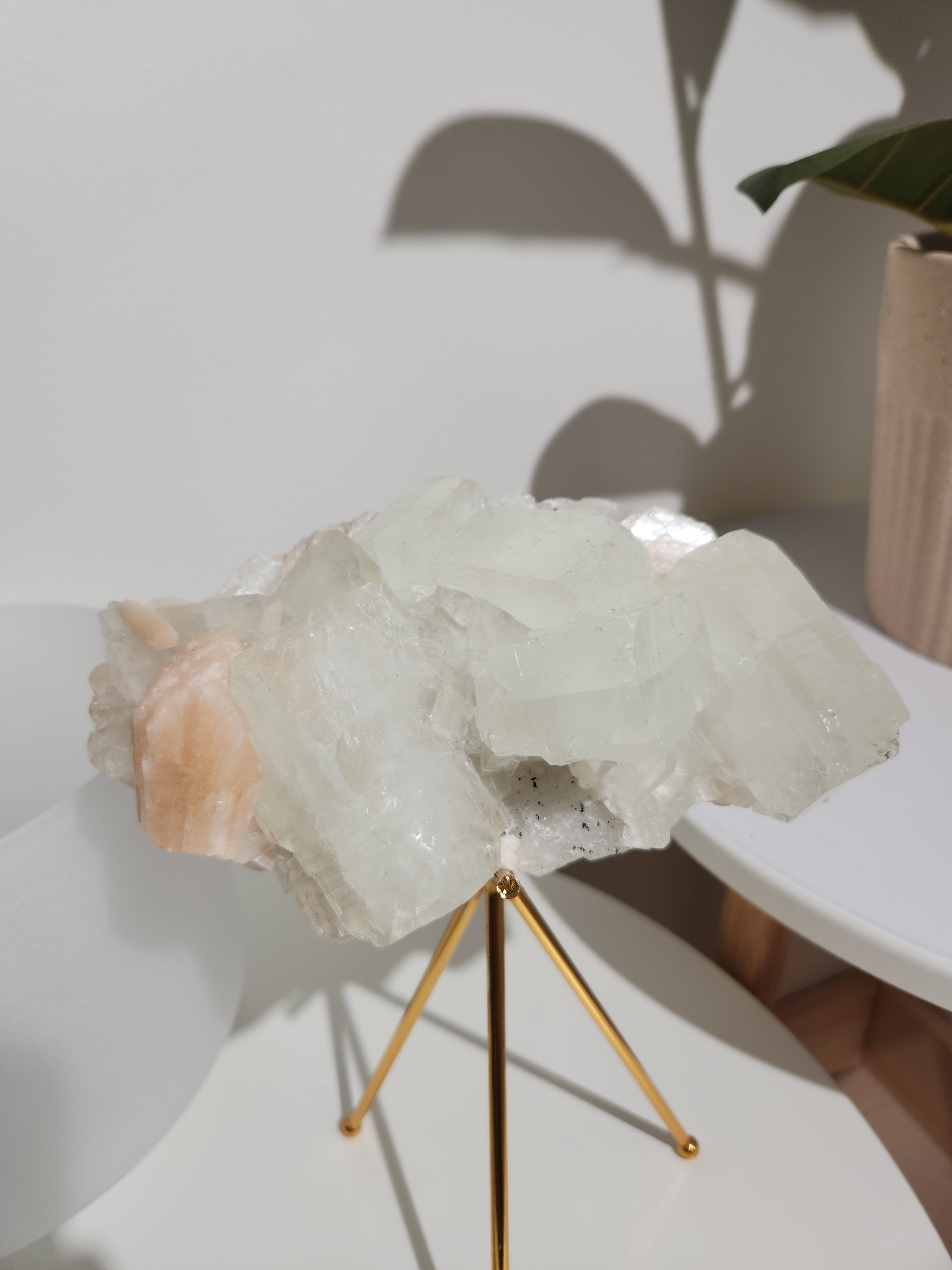 Chunky Apophyllite 001
