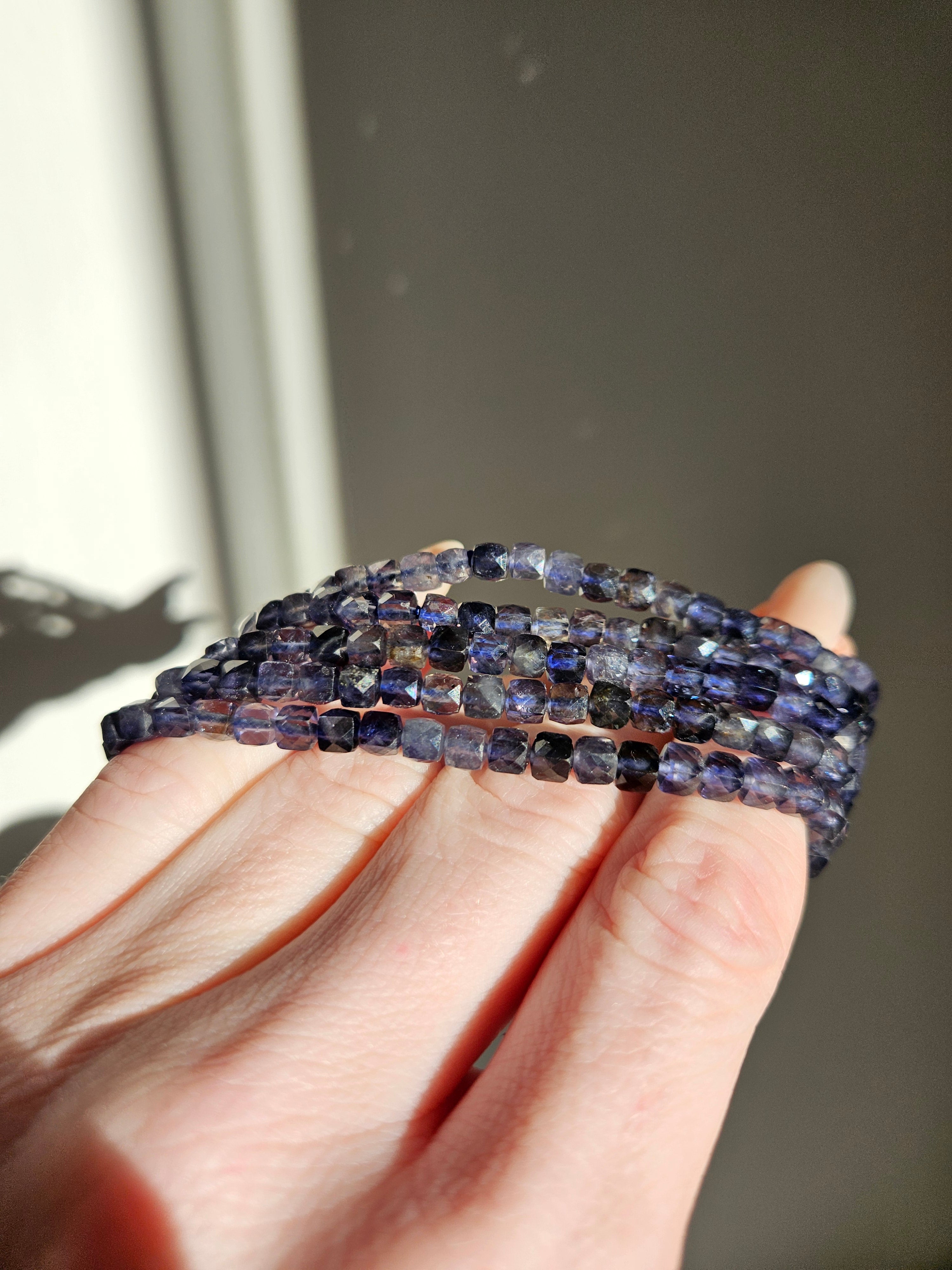 Iolite Square Faceted Bracelet | 5mm