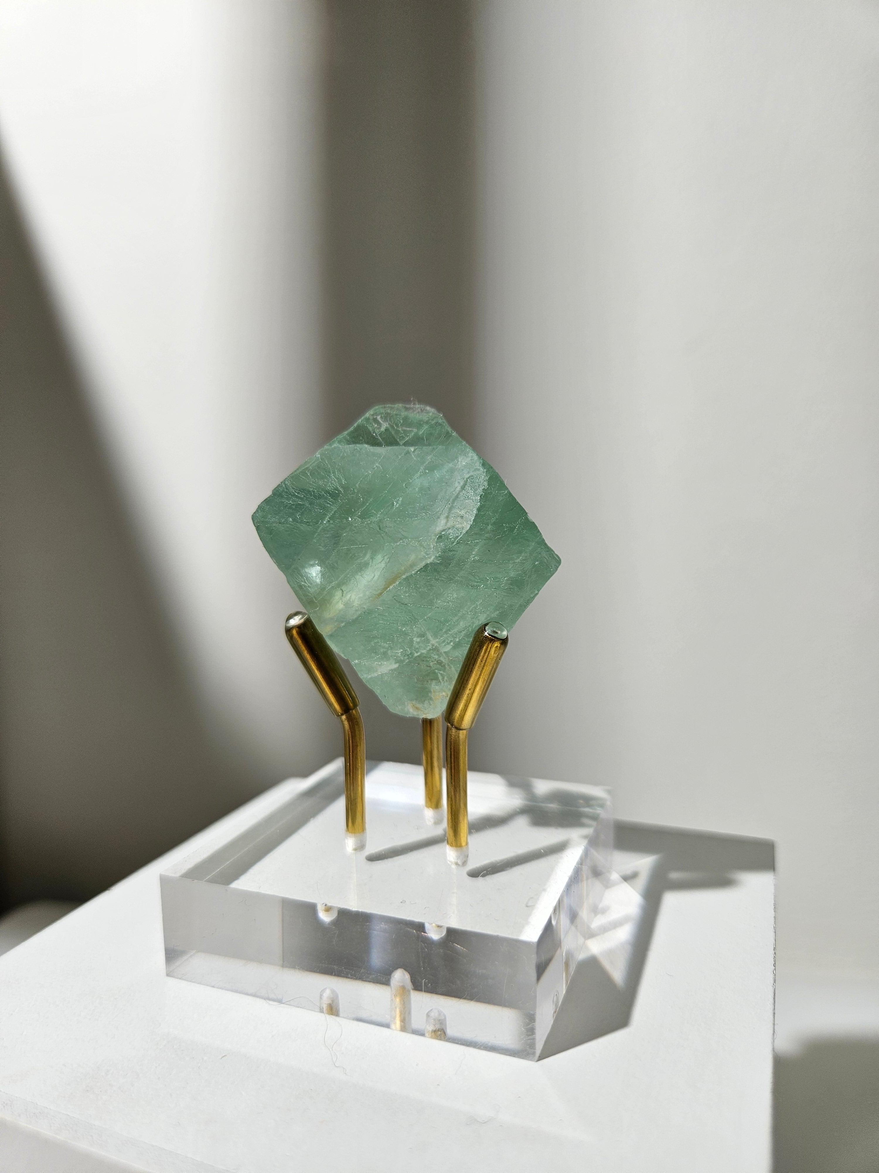 Fluorite Octahedron 005