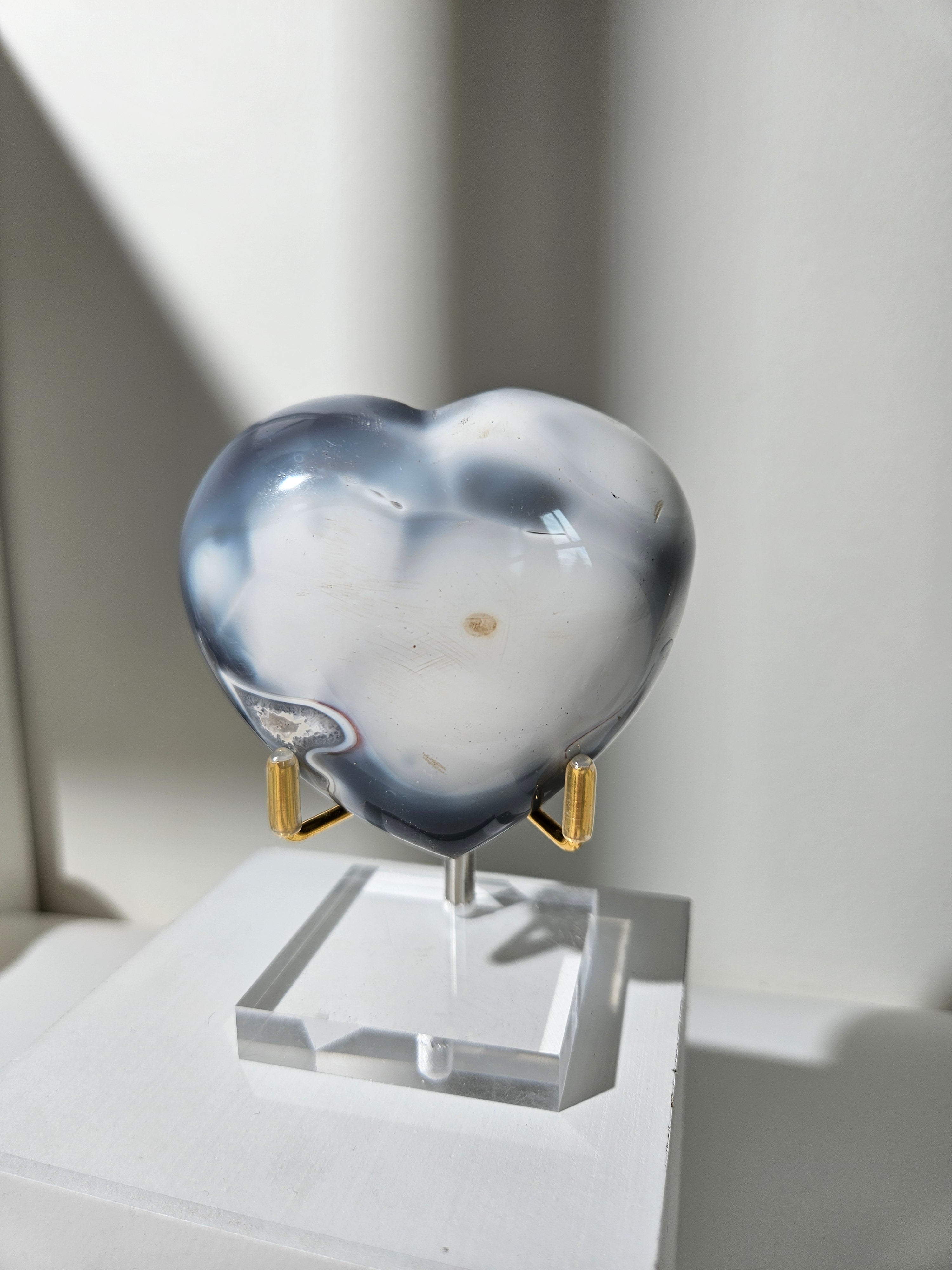 Orca Agate Heart 004