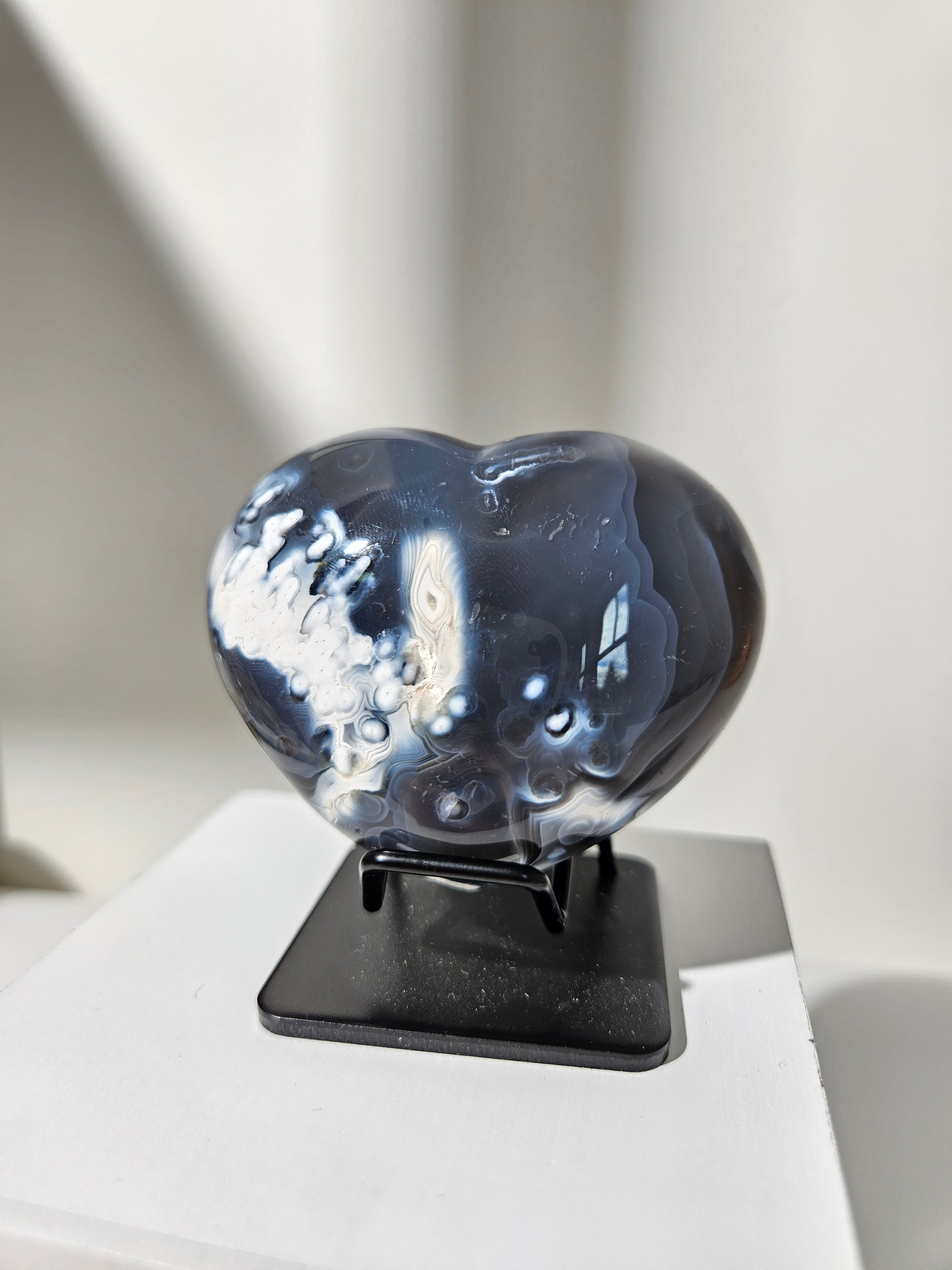 Orca Agate Heart 008