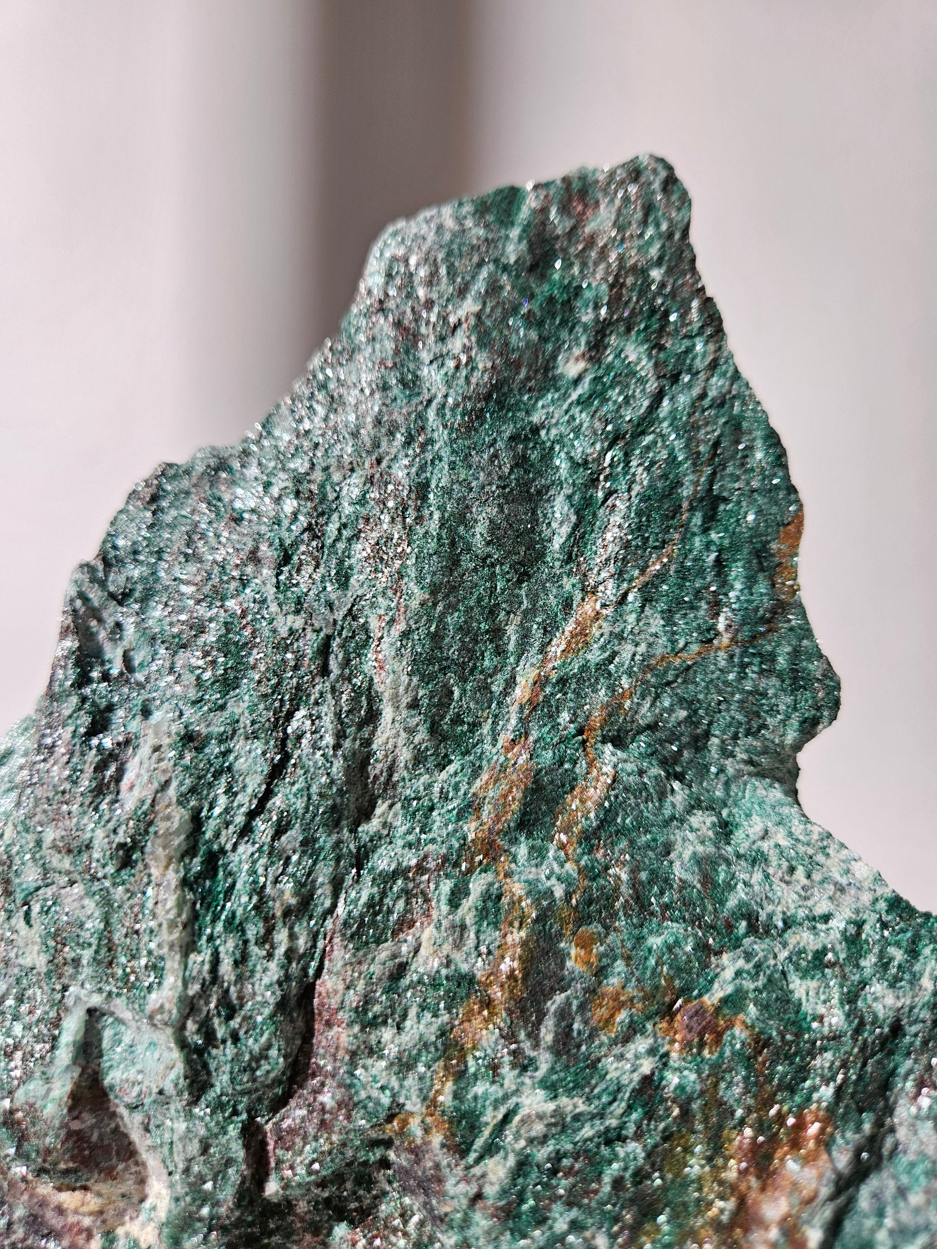 Fuchsite Display 002