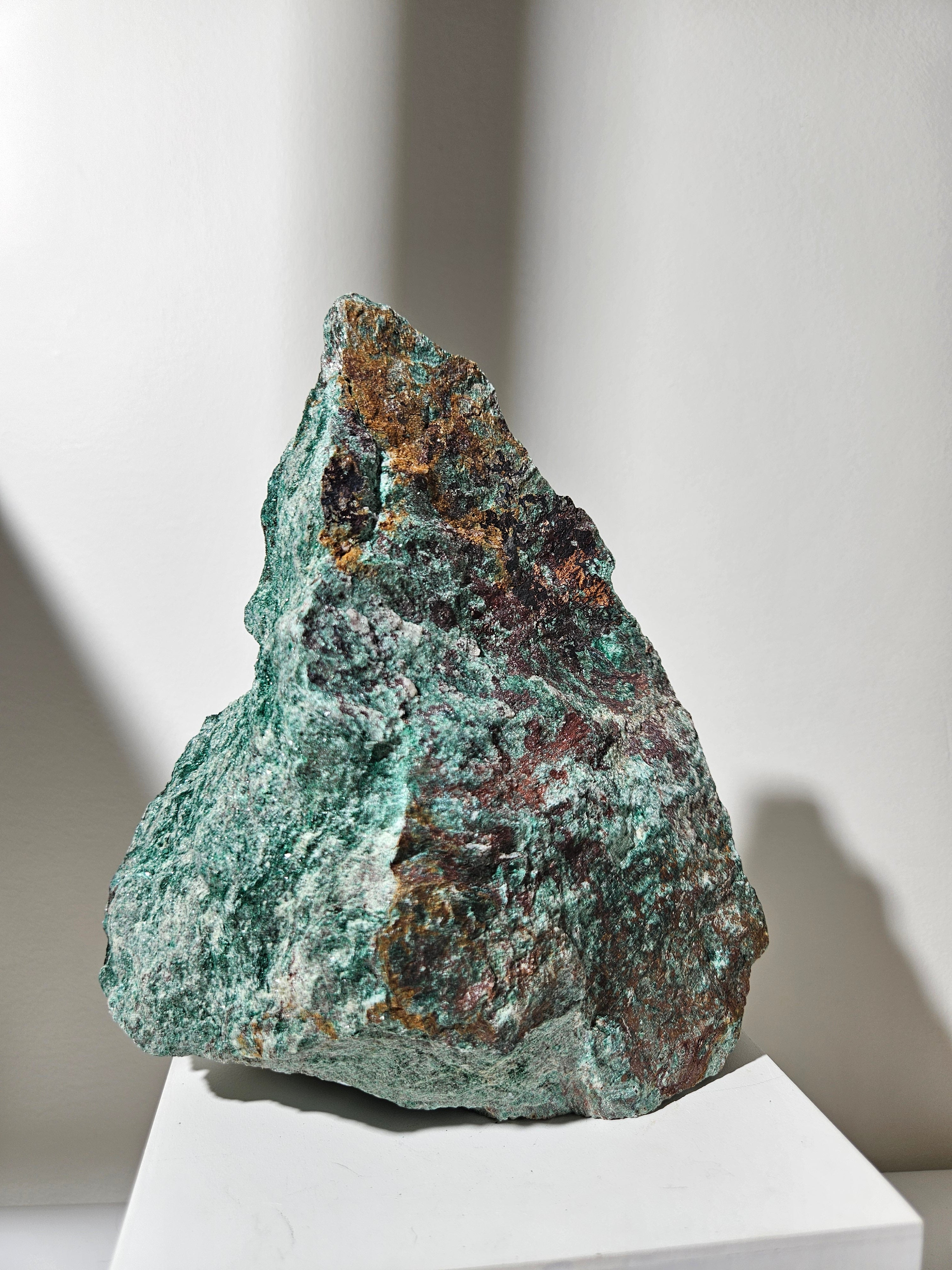 Fuchsite Display 002