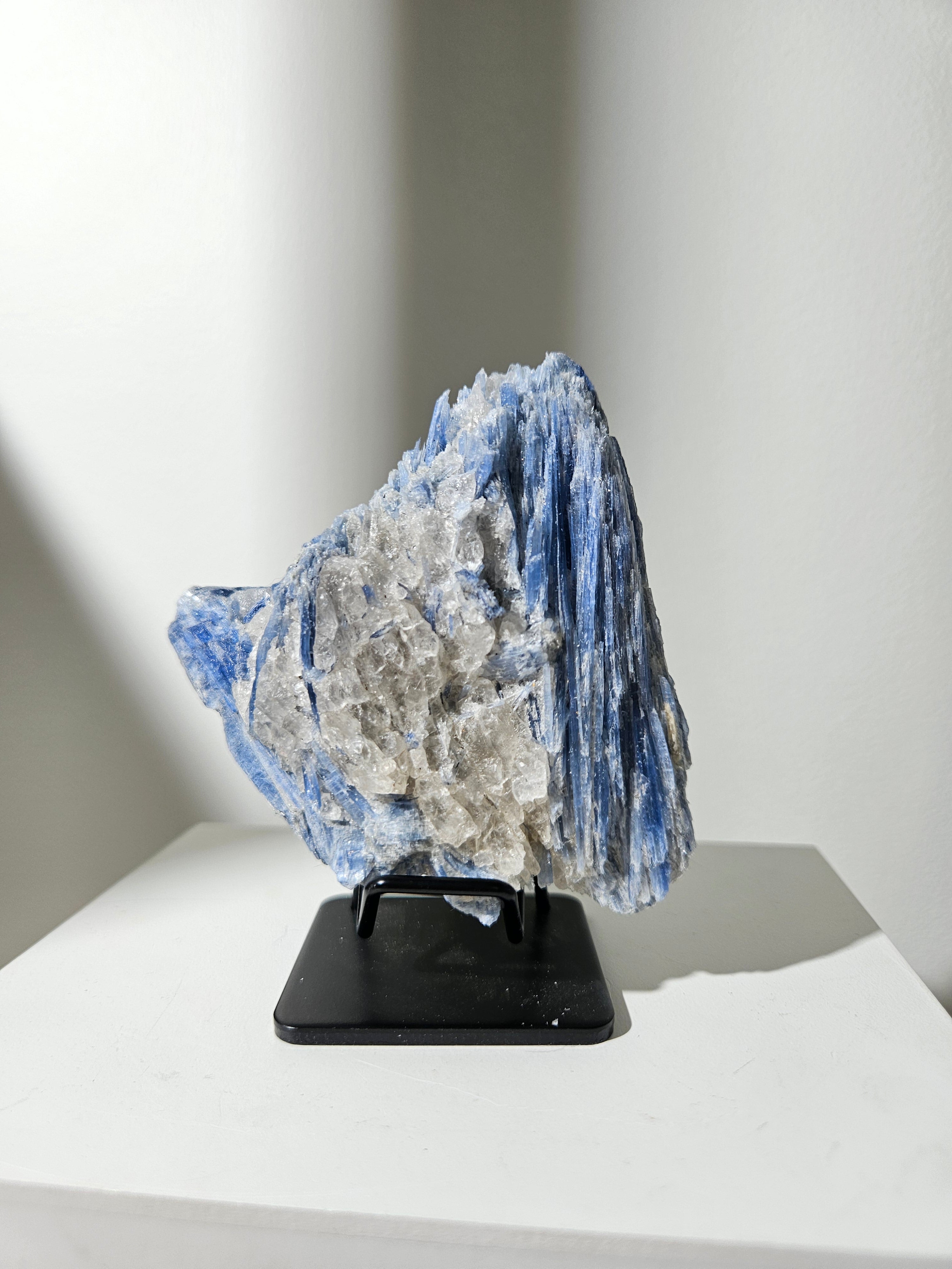Raw Blue Kyanite 005