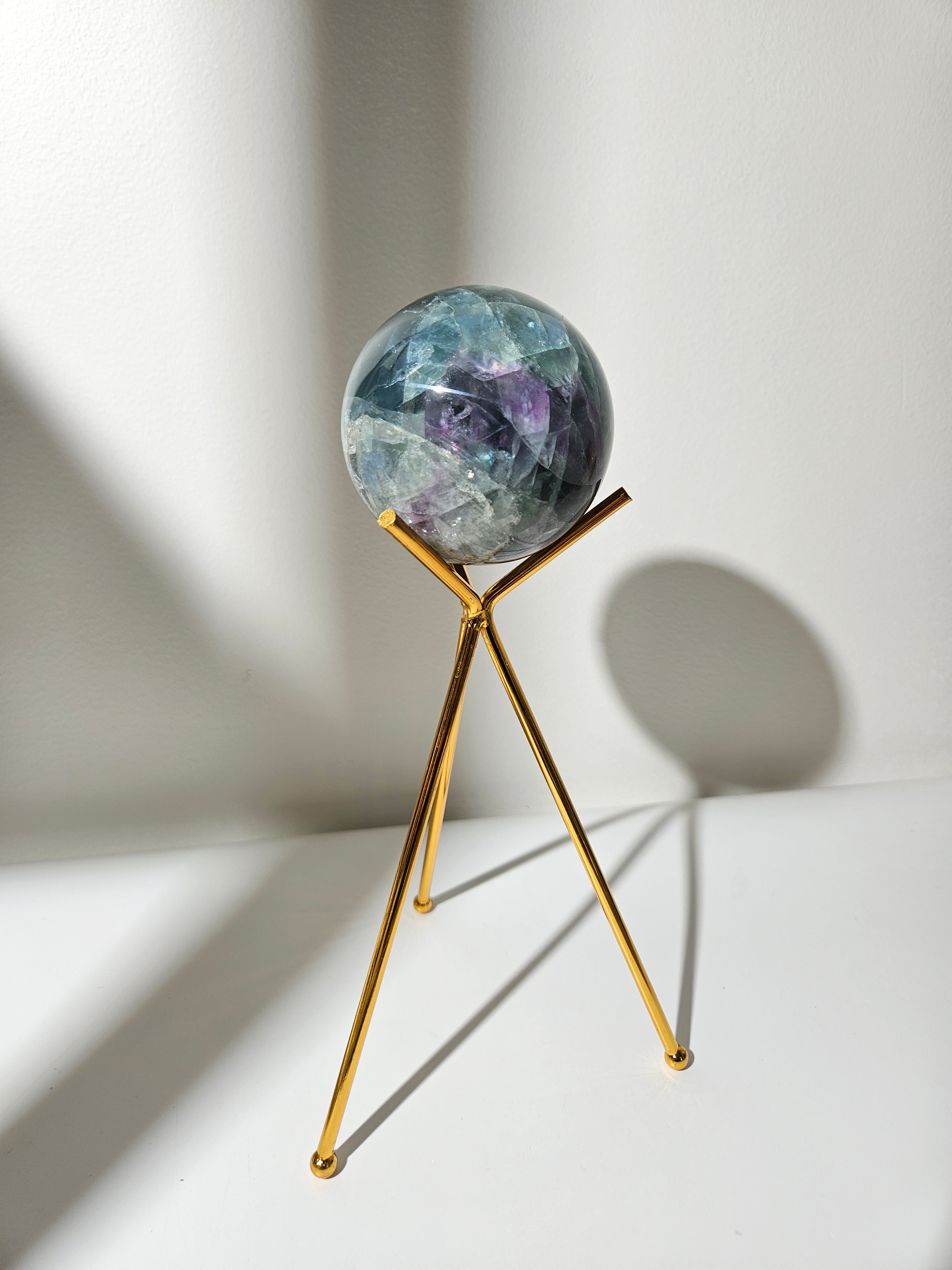 Modern Sphere Stand