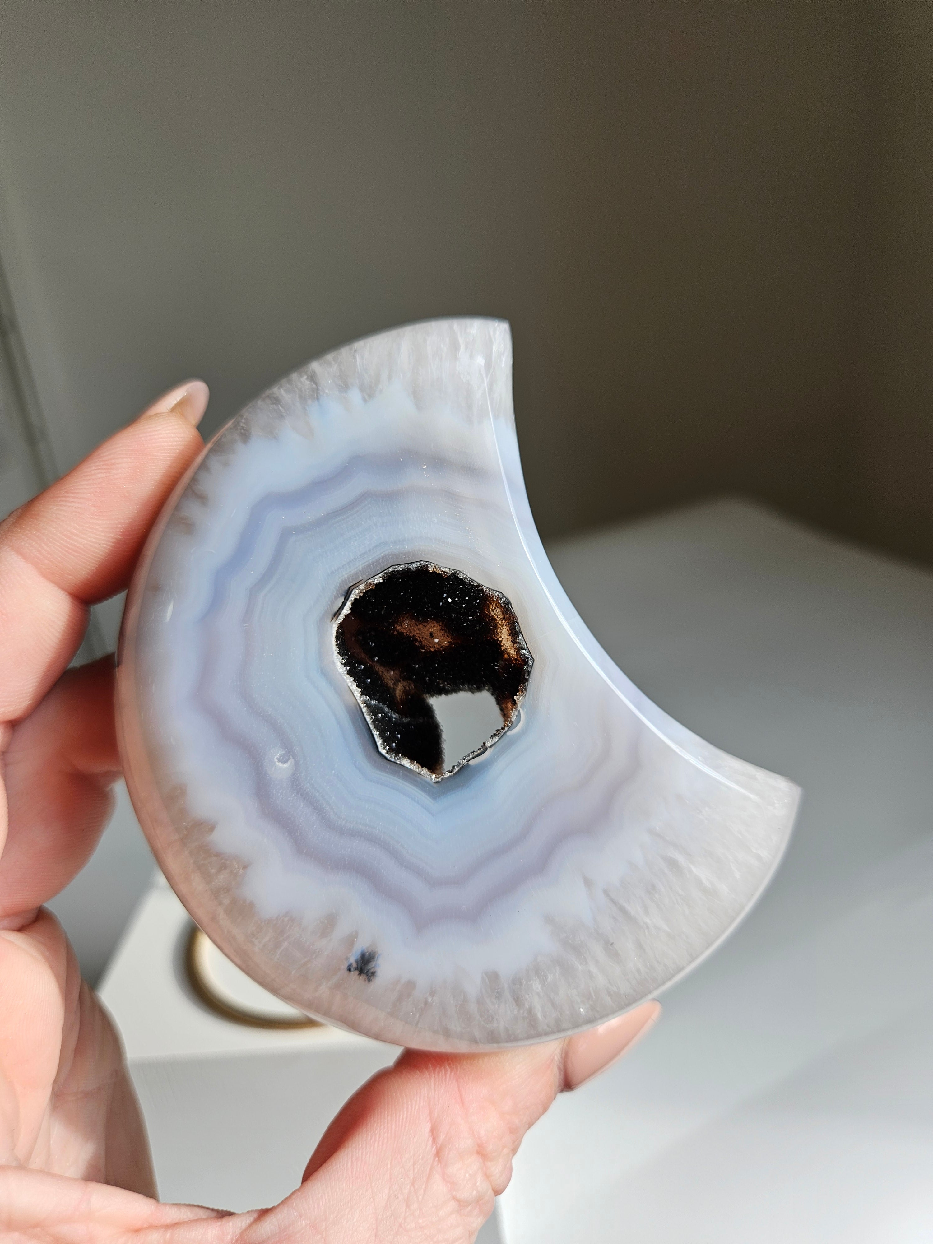 Druzy Agate Moon 001