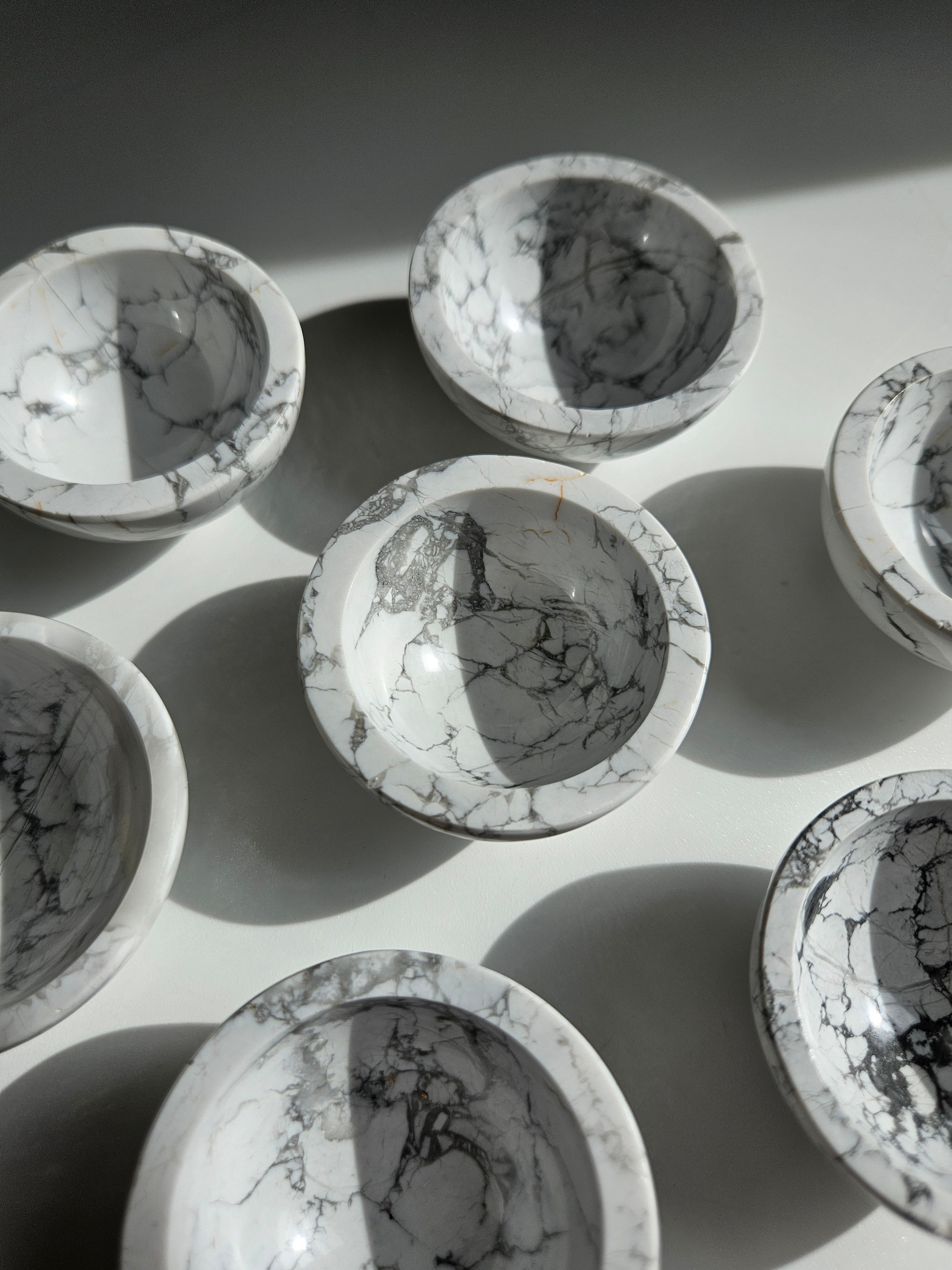 White Howlite Bowl 001
