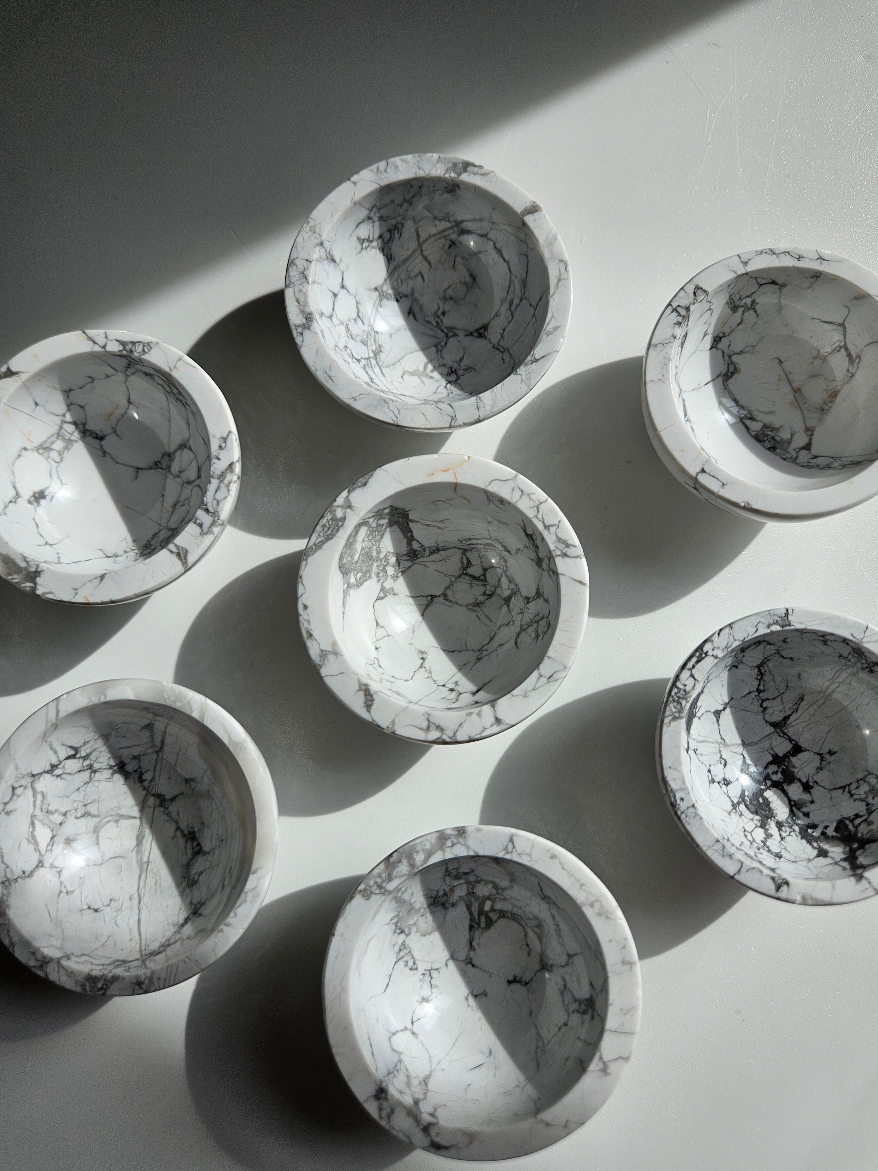 White Howlite Bowl 001
