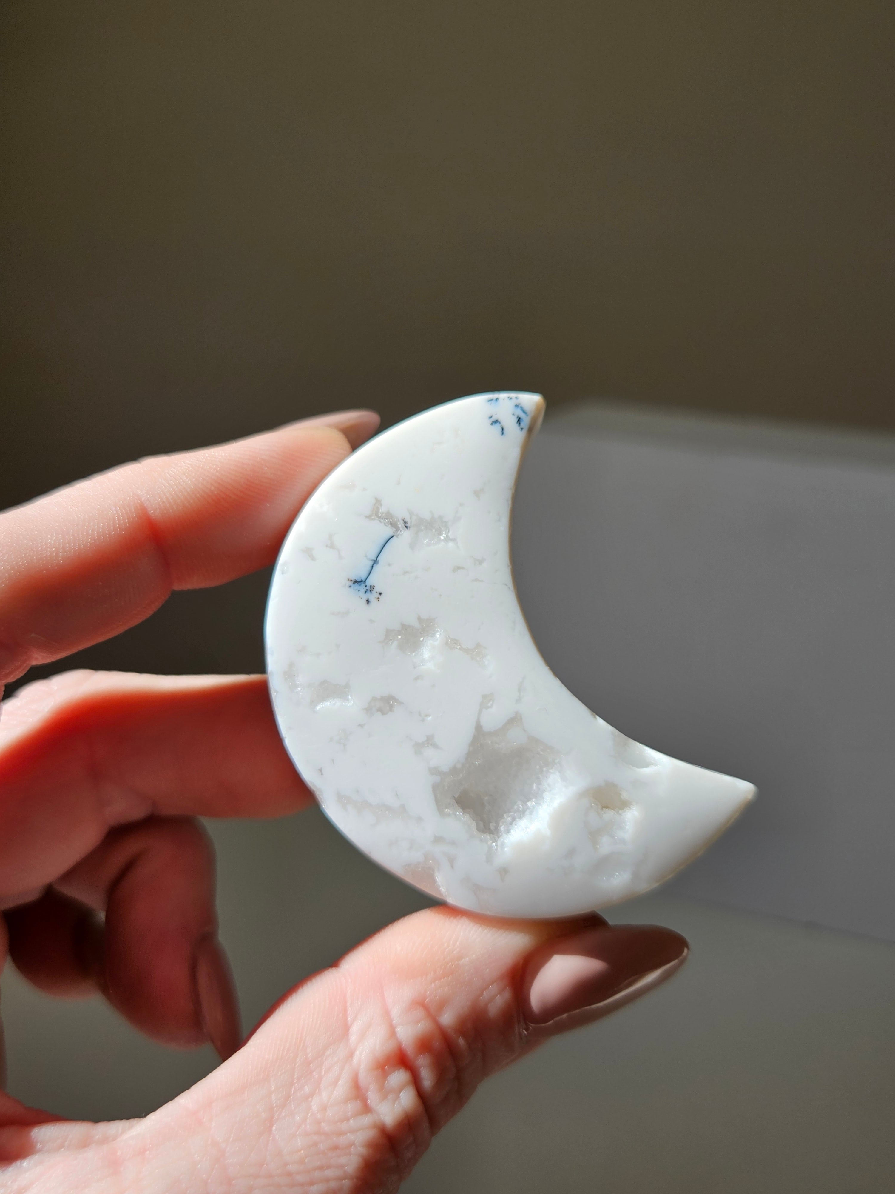 Plume Agate Small Moon 002