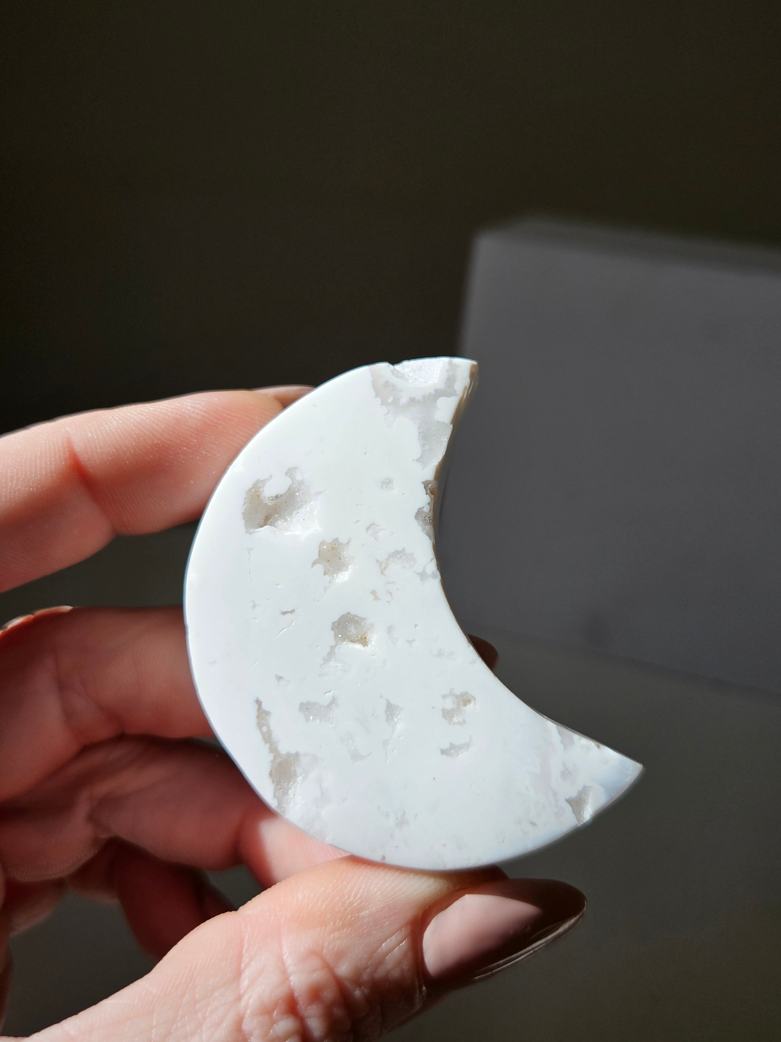 Plume Agate Small Moon 003