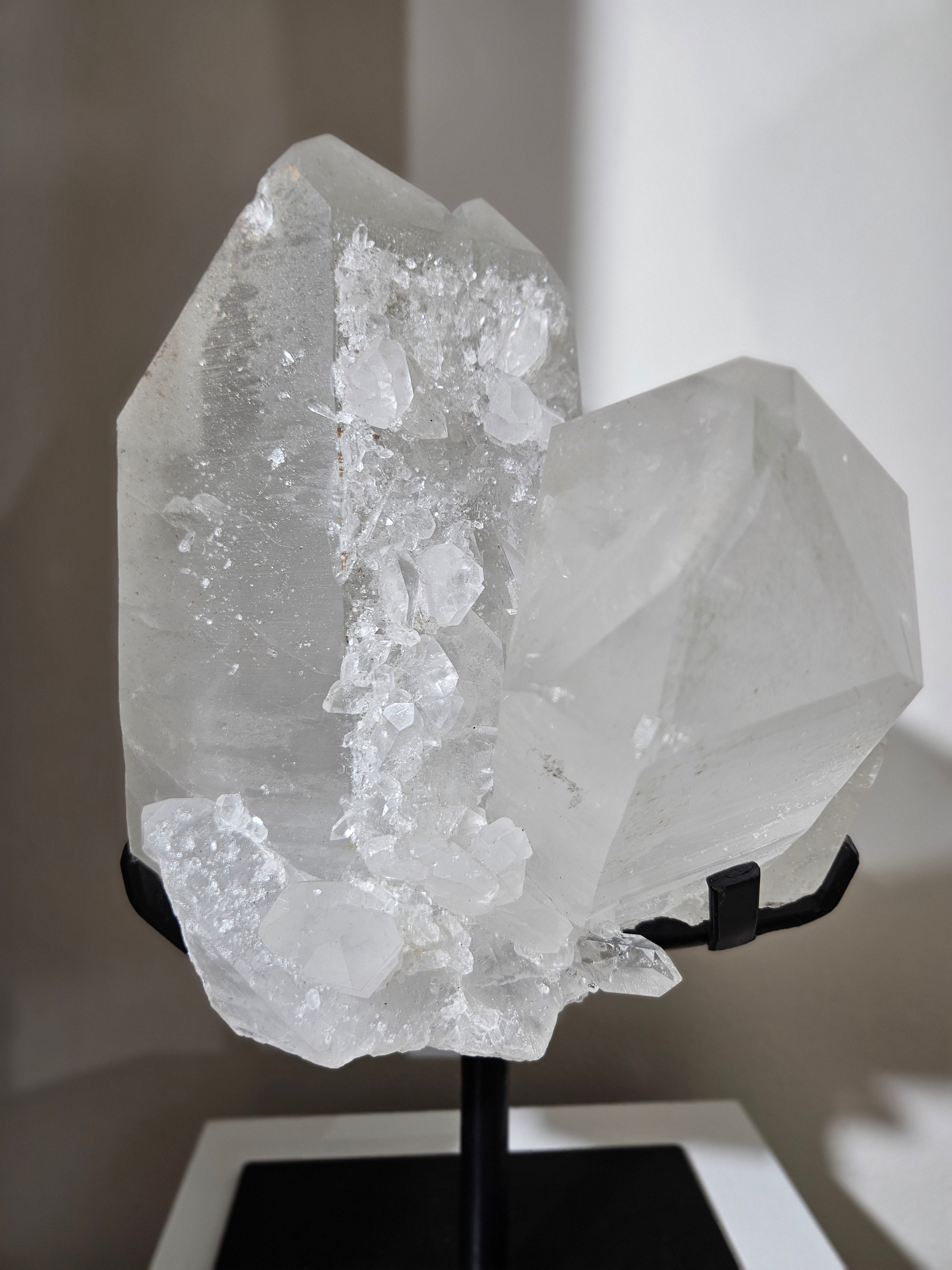 Quartz Twin Statement on Stand