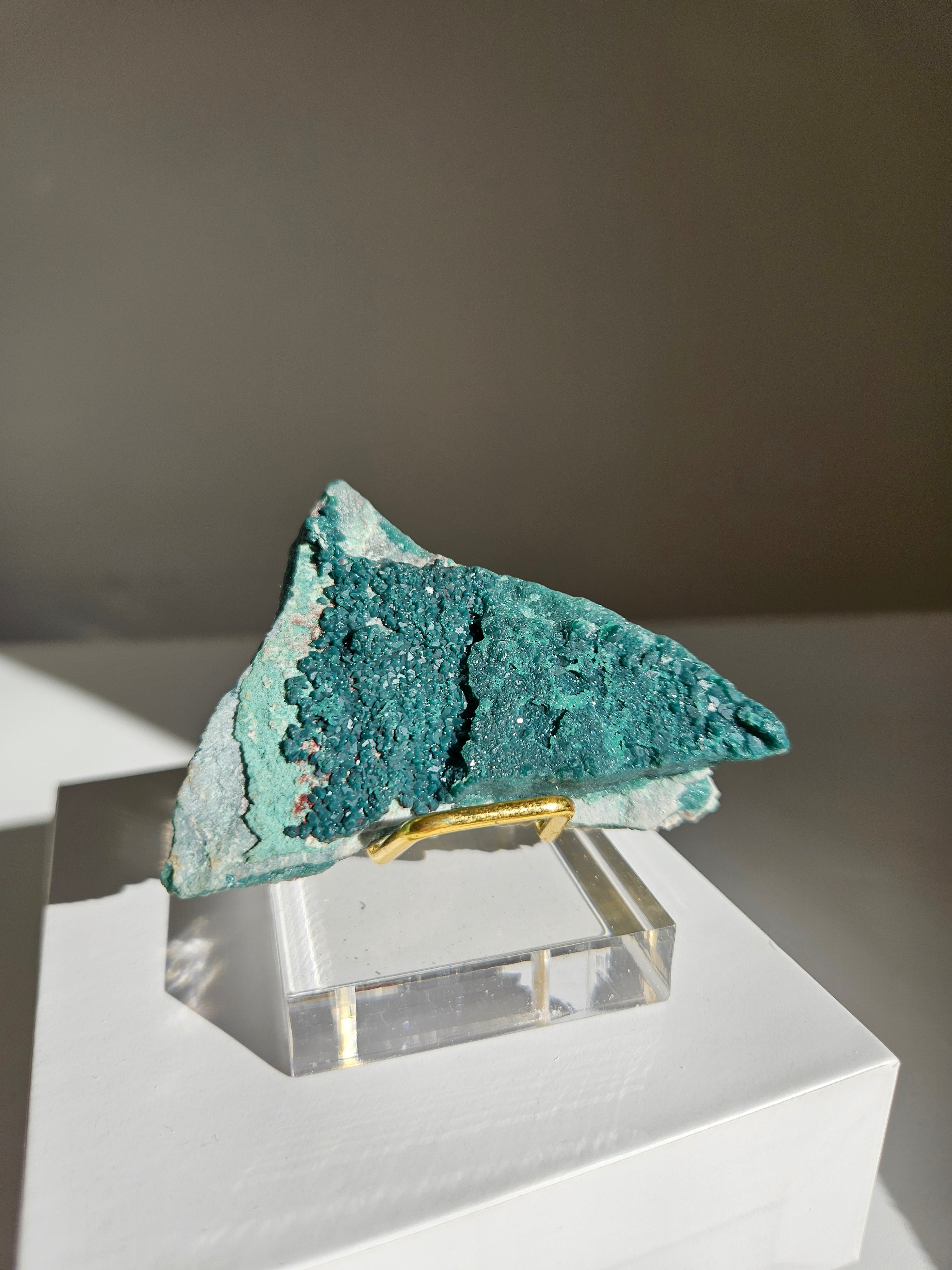 Marshy Green Apophyllite 001