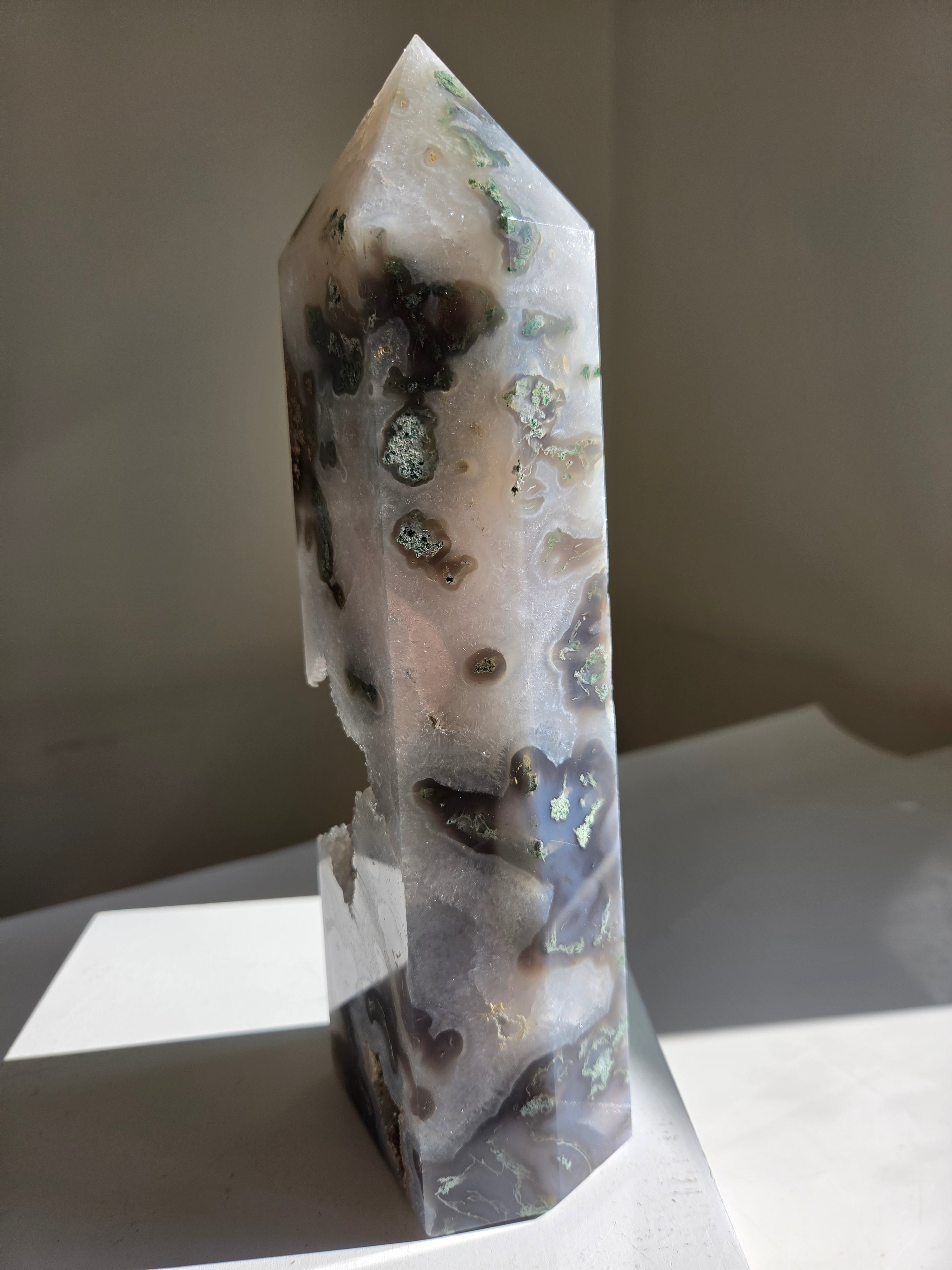Moss Agate statement tower
