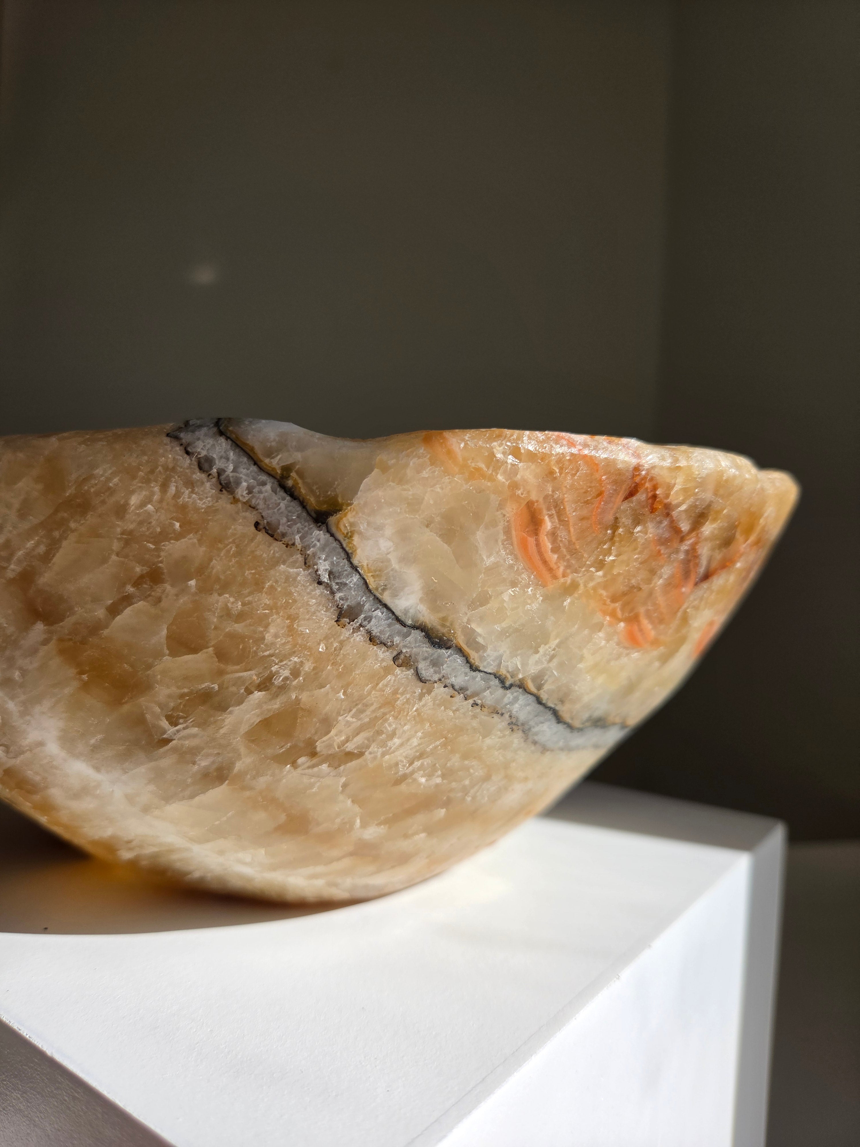XL Calcite Bowl 002
