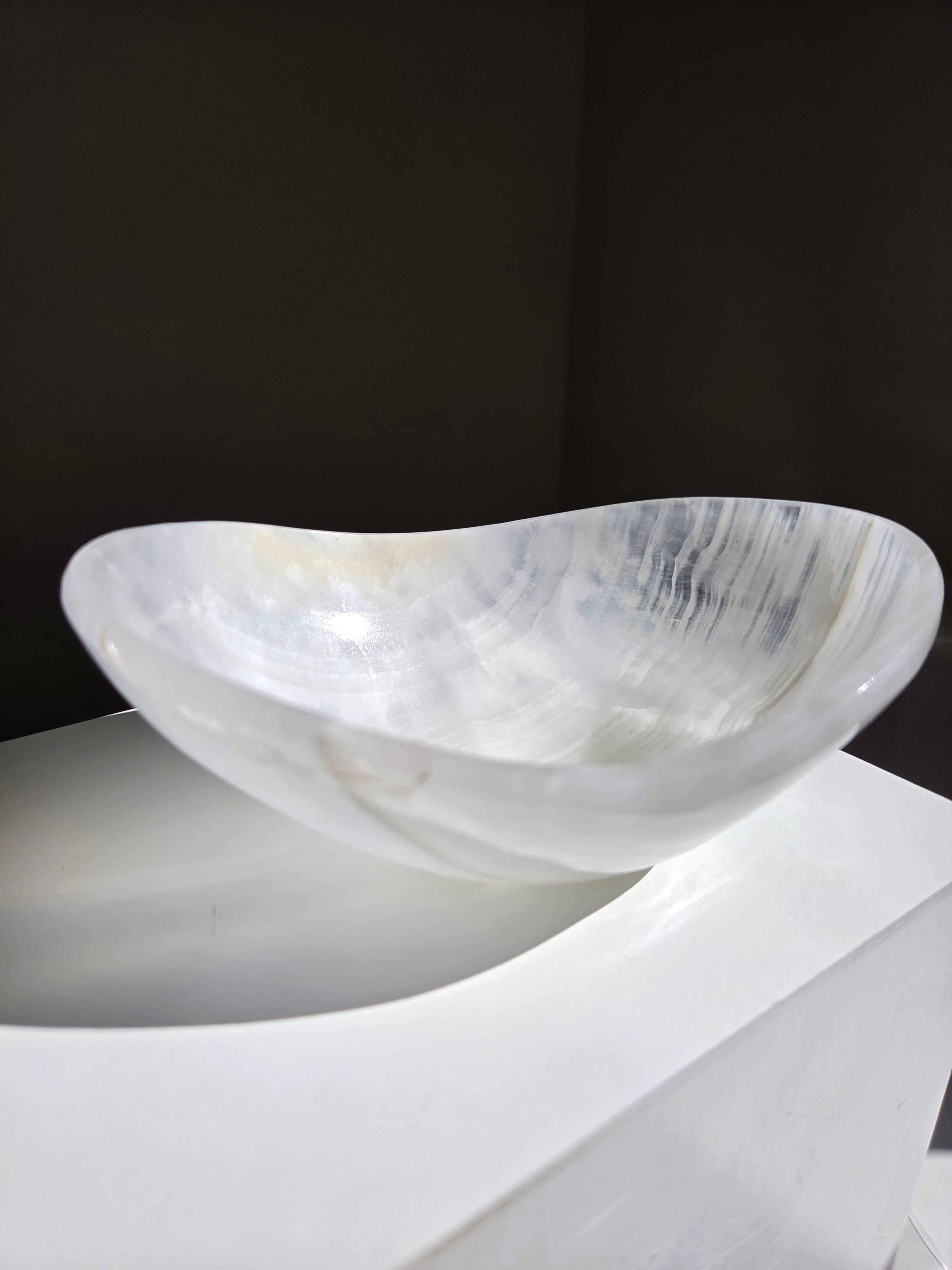 Onyx Oval Bowl 006