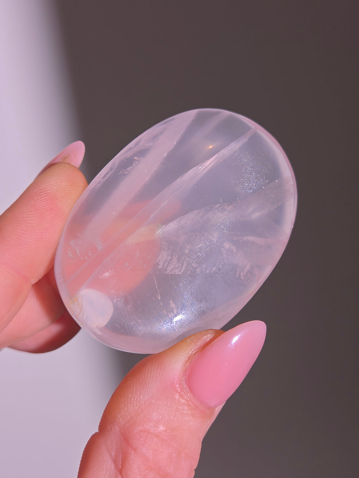 Rose Quartz Palmstone 010