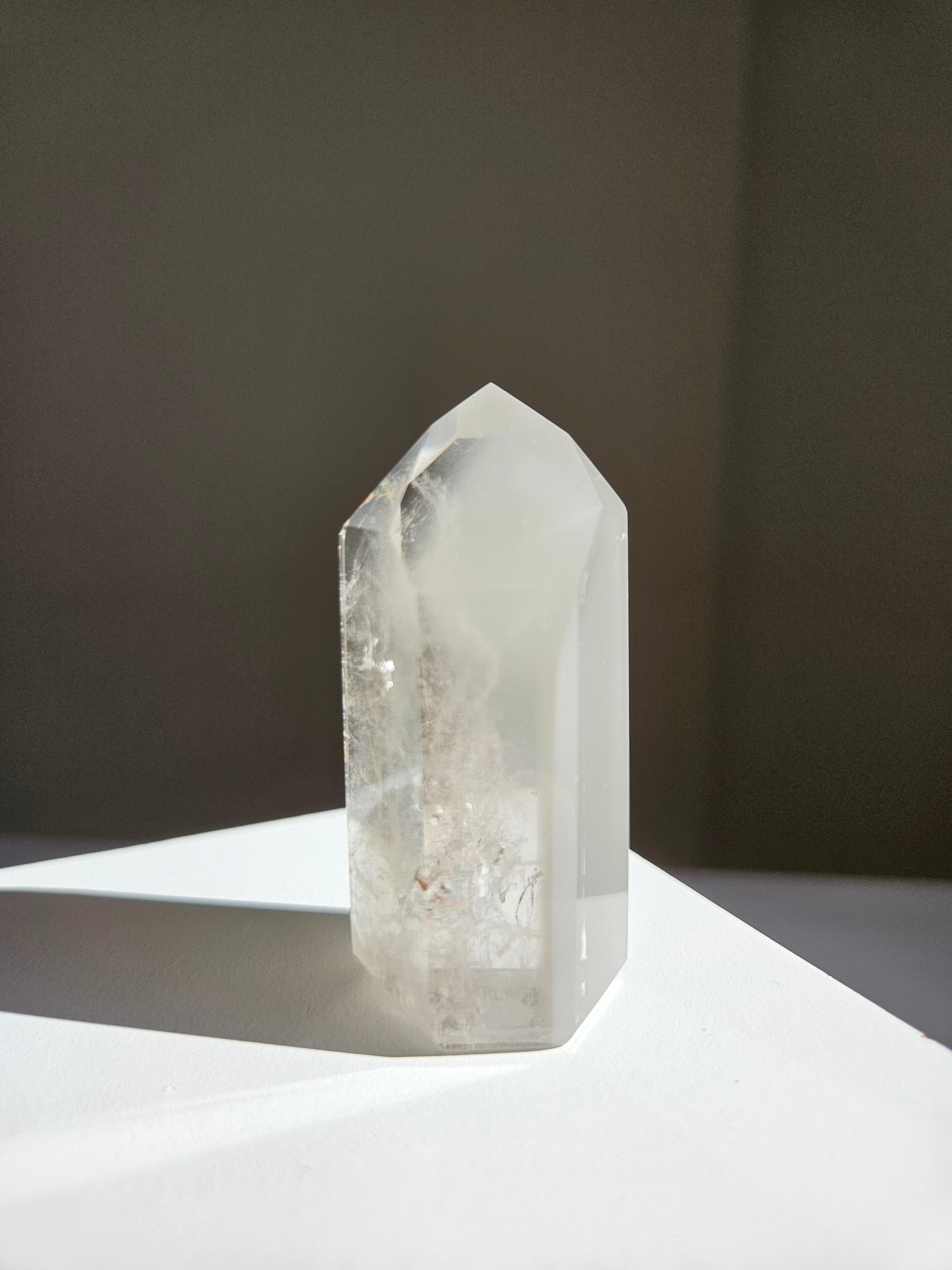 Black Phantom Quartz Tower 002