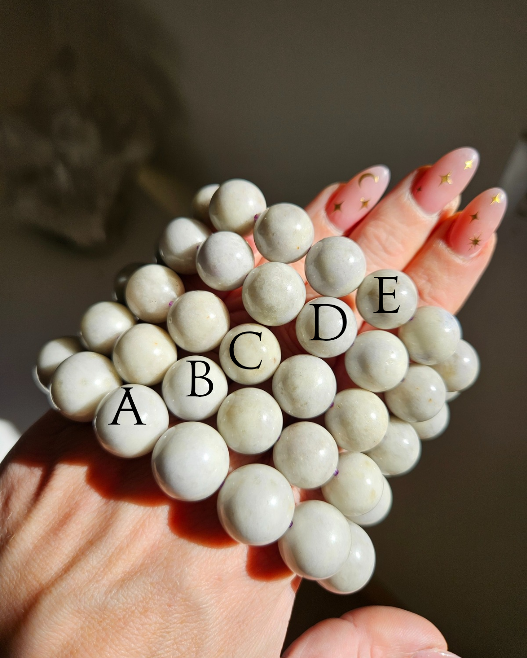 White Sodalite Bracelet | 14-16mm