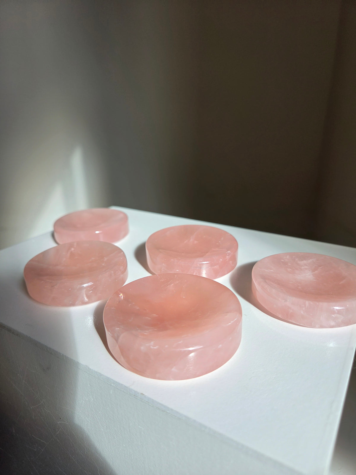 Rose Quartz mini dish | sphere stand