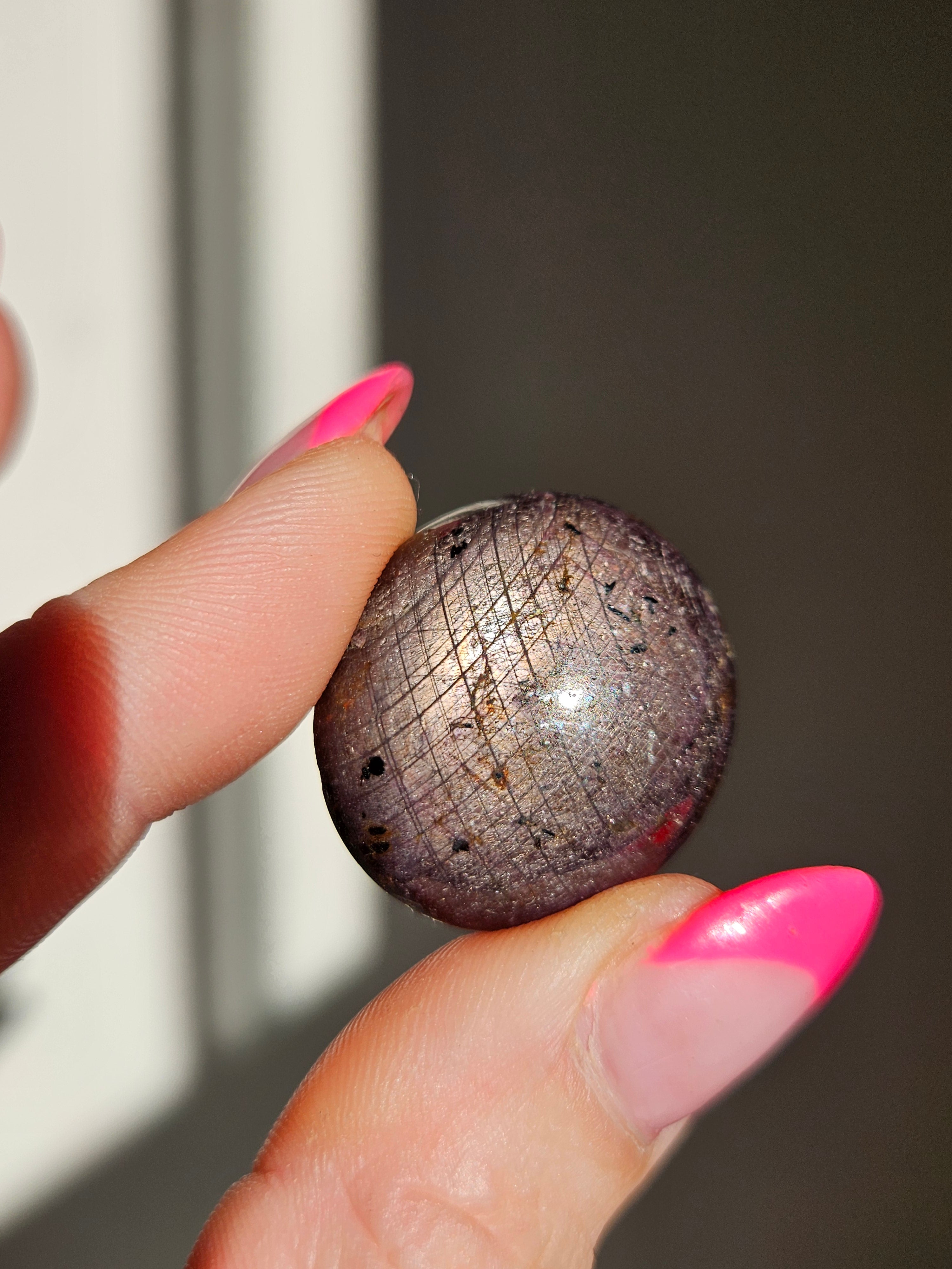 Star Ruby Palmstone 001