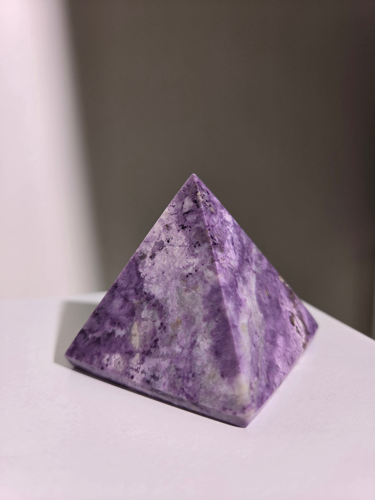 Bolivianite Pyramid 003