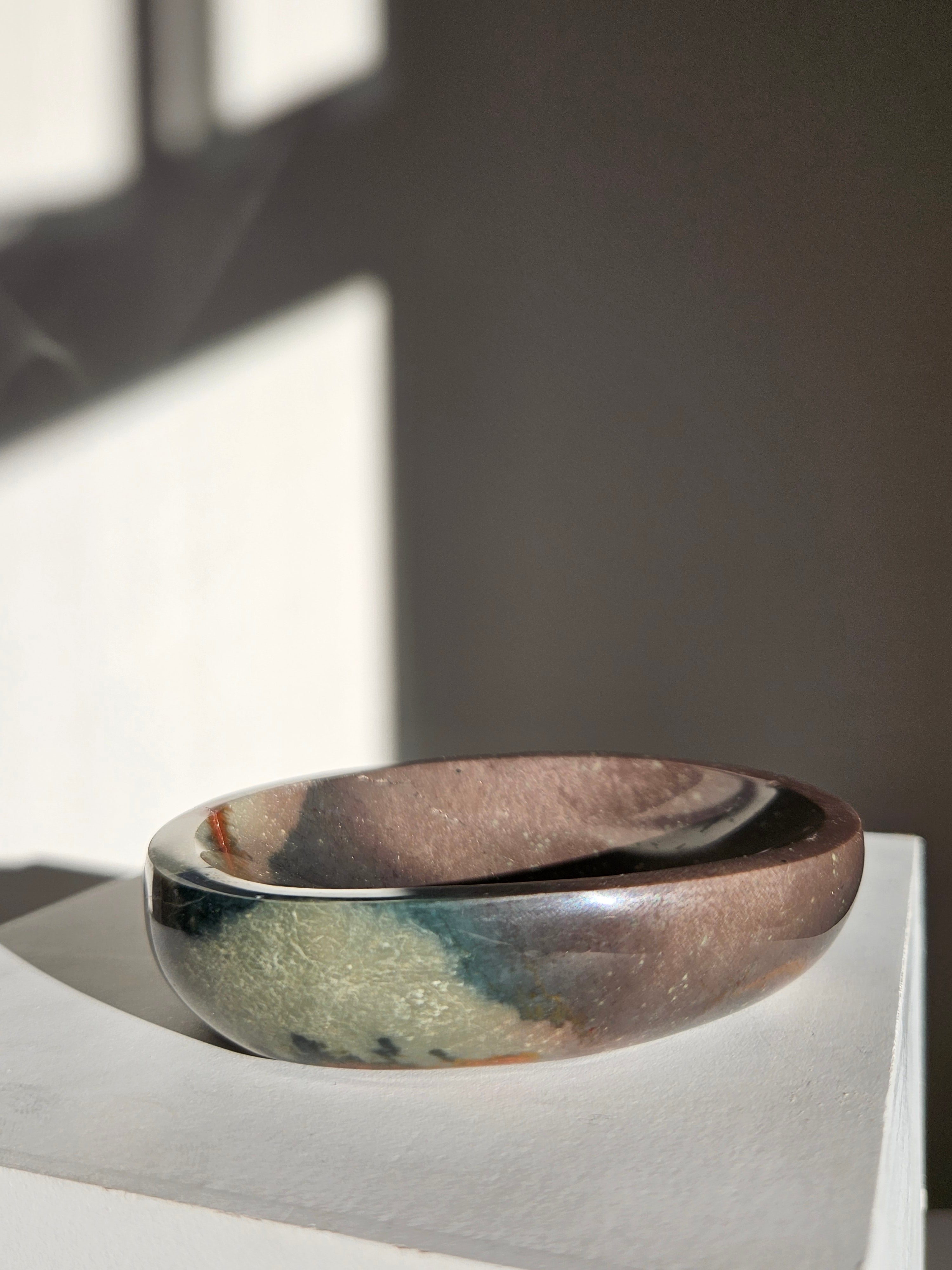 Polychrome Jasper Bowl 001
