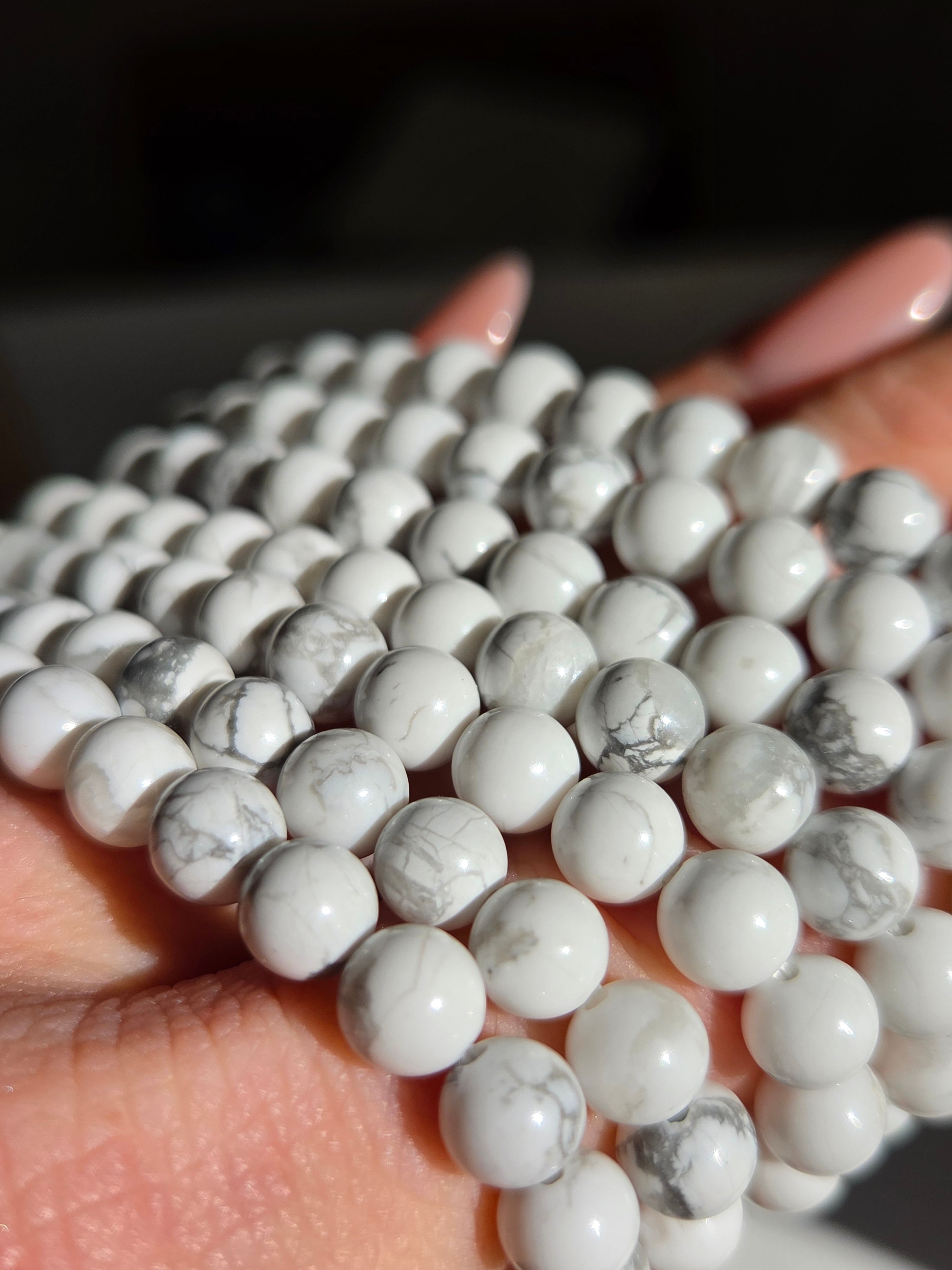 White Howlite Bracelet | 6mm
