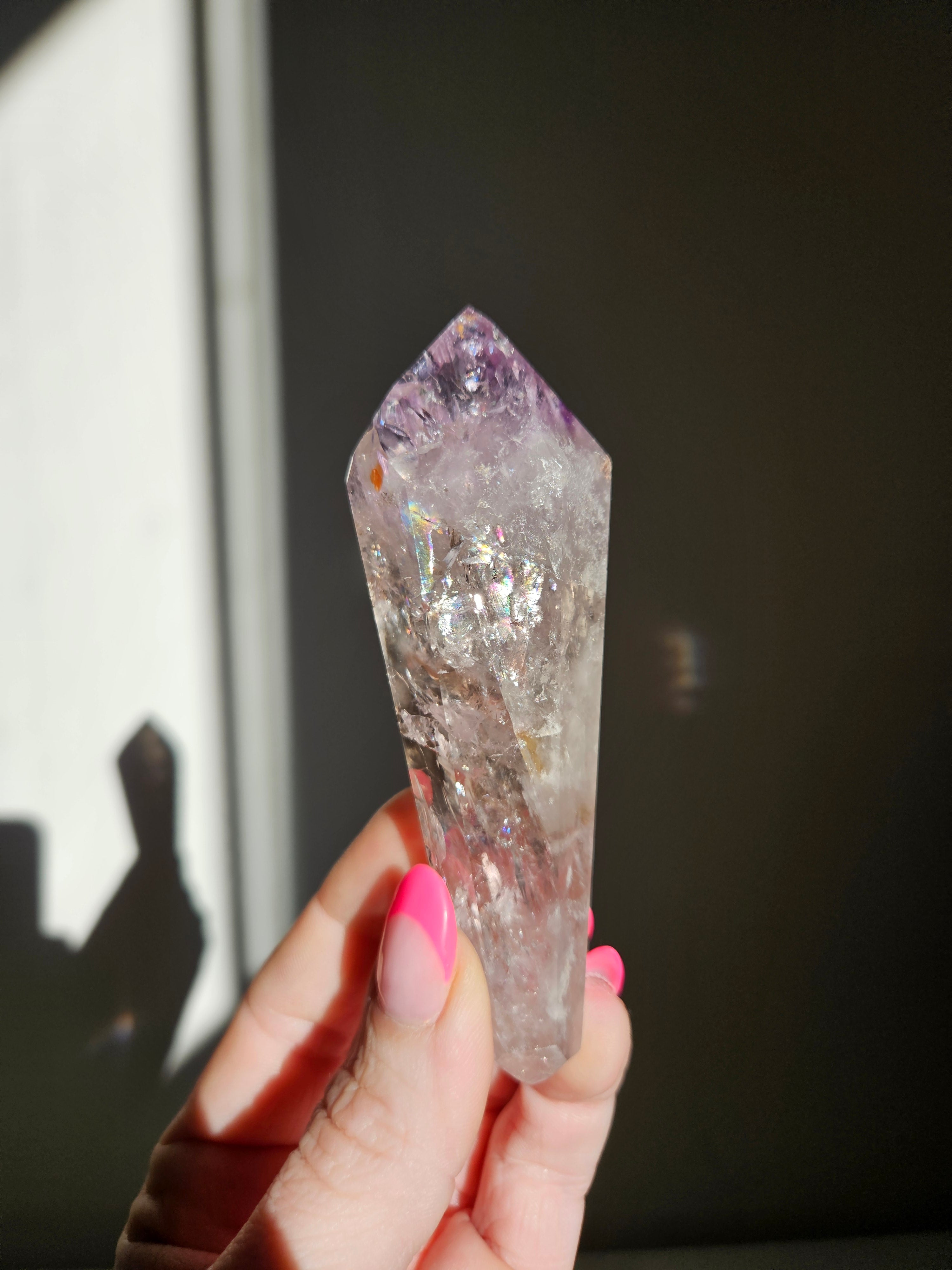 UV reactive Amethyst Wand 008