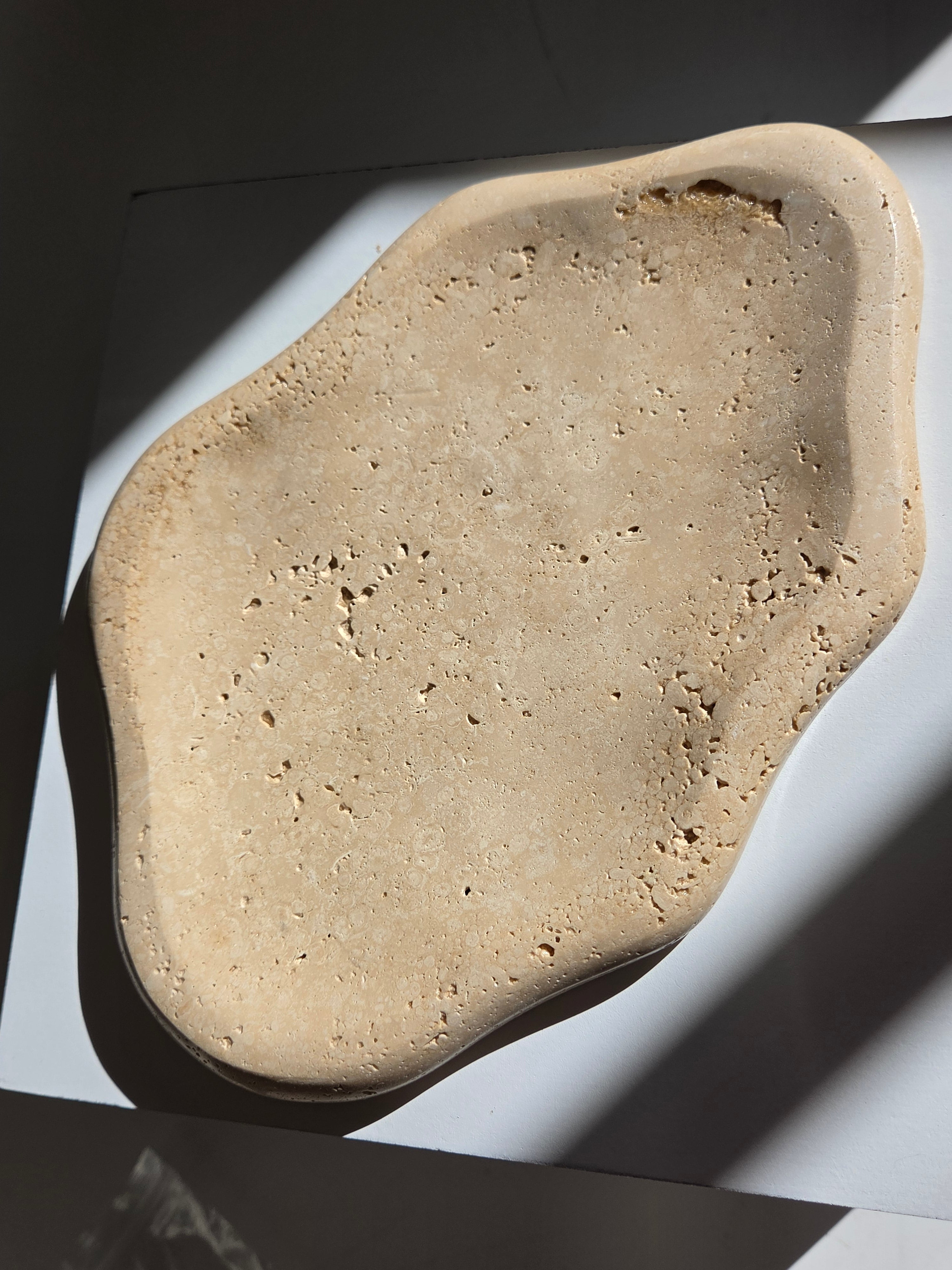 Travertine Cloud Dish 002