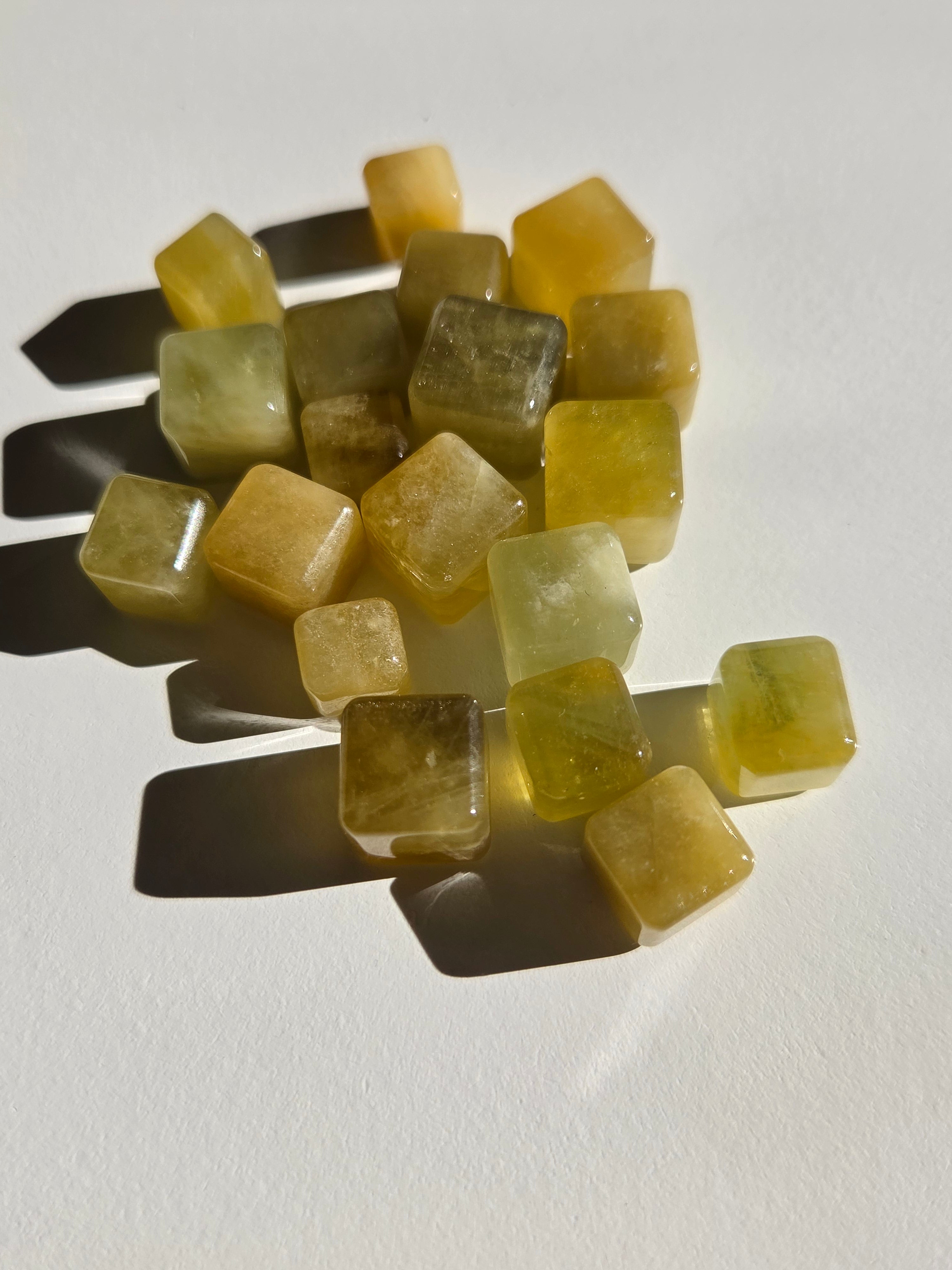 Hiddenite Mini cube set