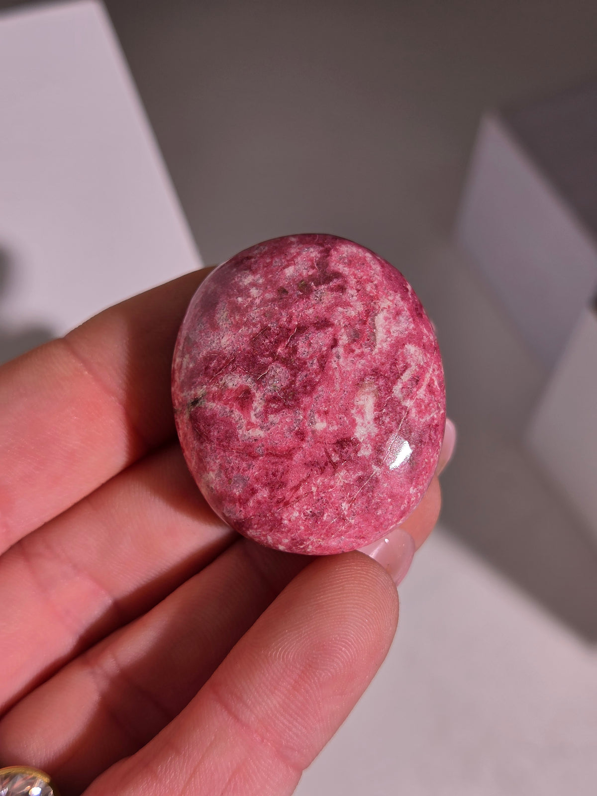 Thulite Palmstone | select your piece