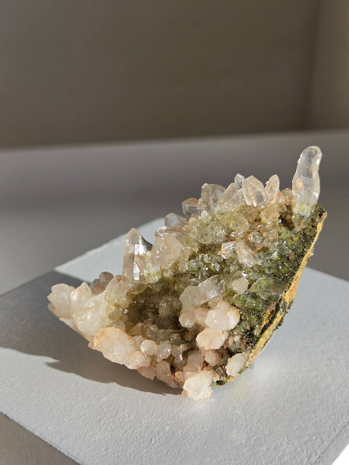 Epidote x Quartz 009