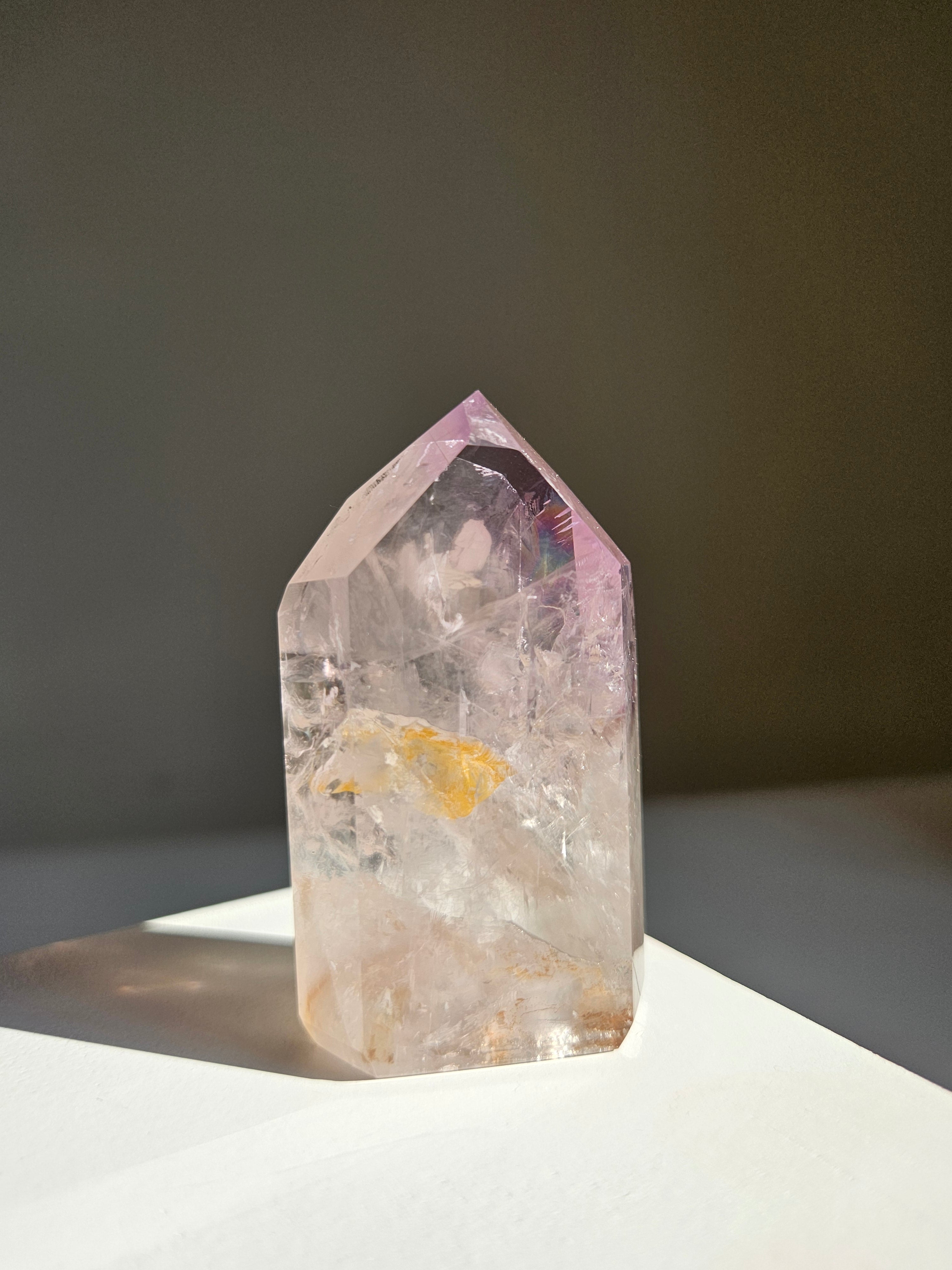 UV reactive Amethyst Tower 008
