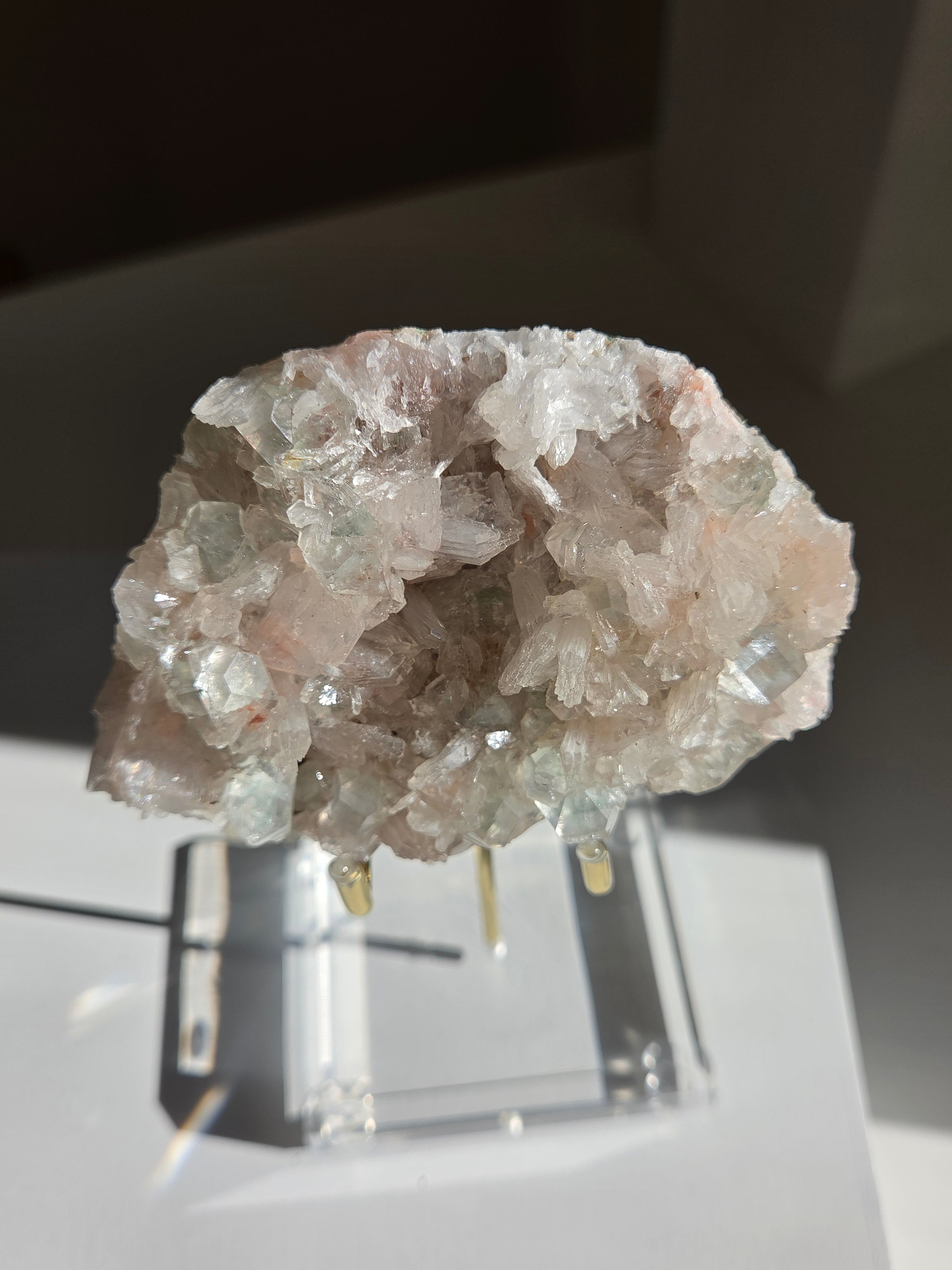 Pink Apophyllite 001