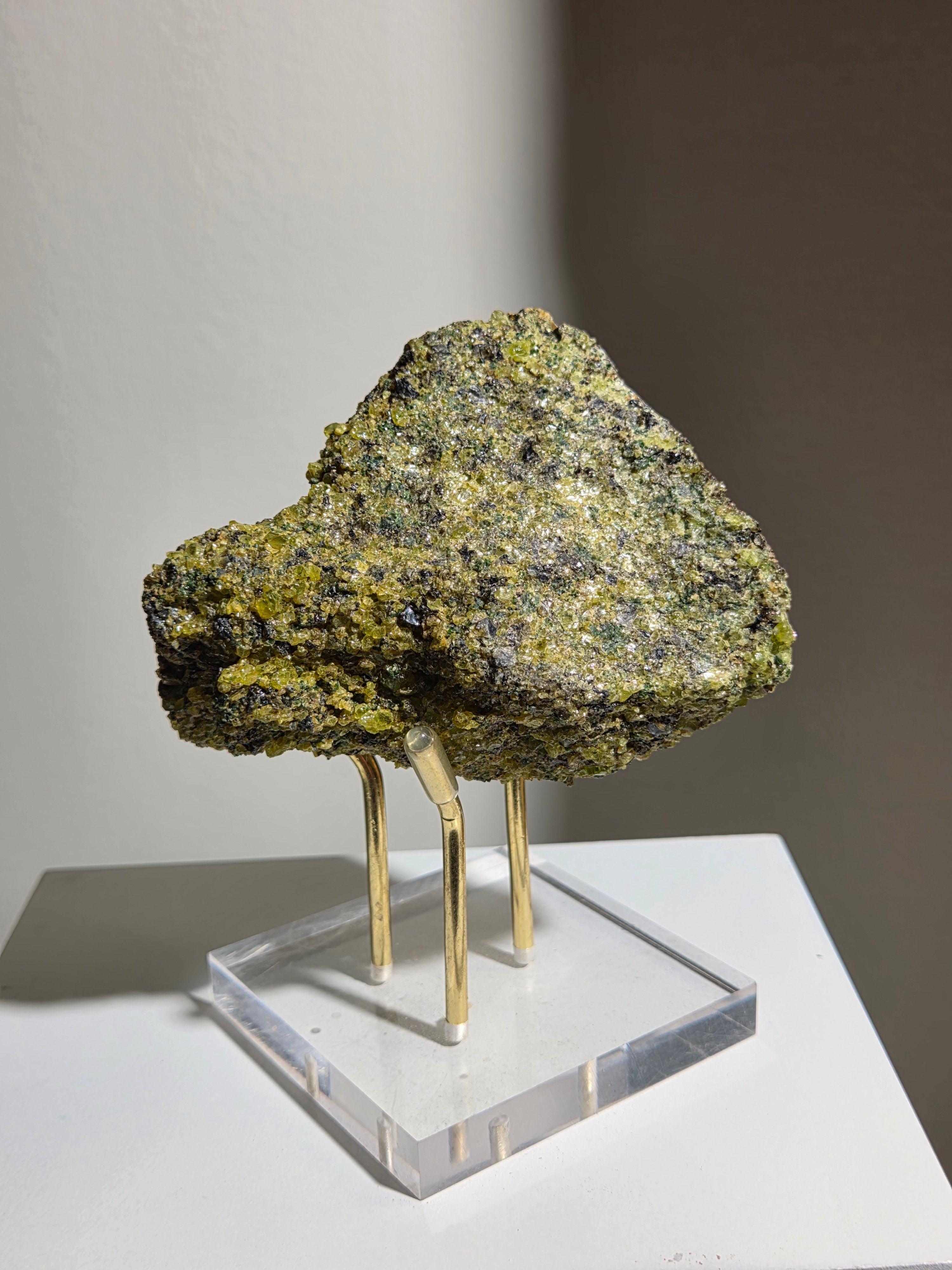 Raw Peridot 003