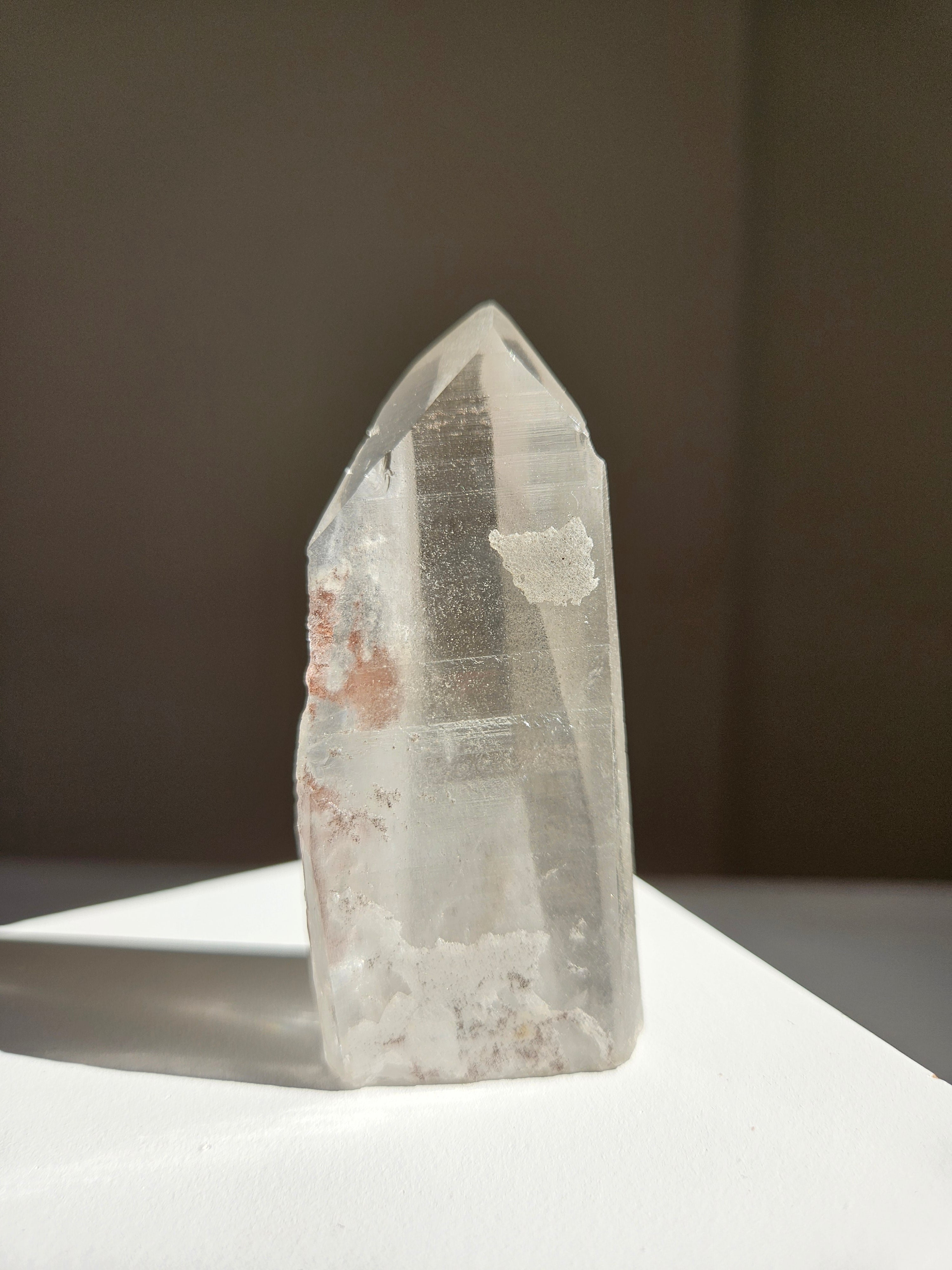 Black Phantom Quartz Tower 004