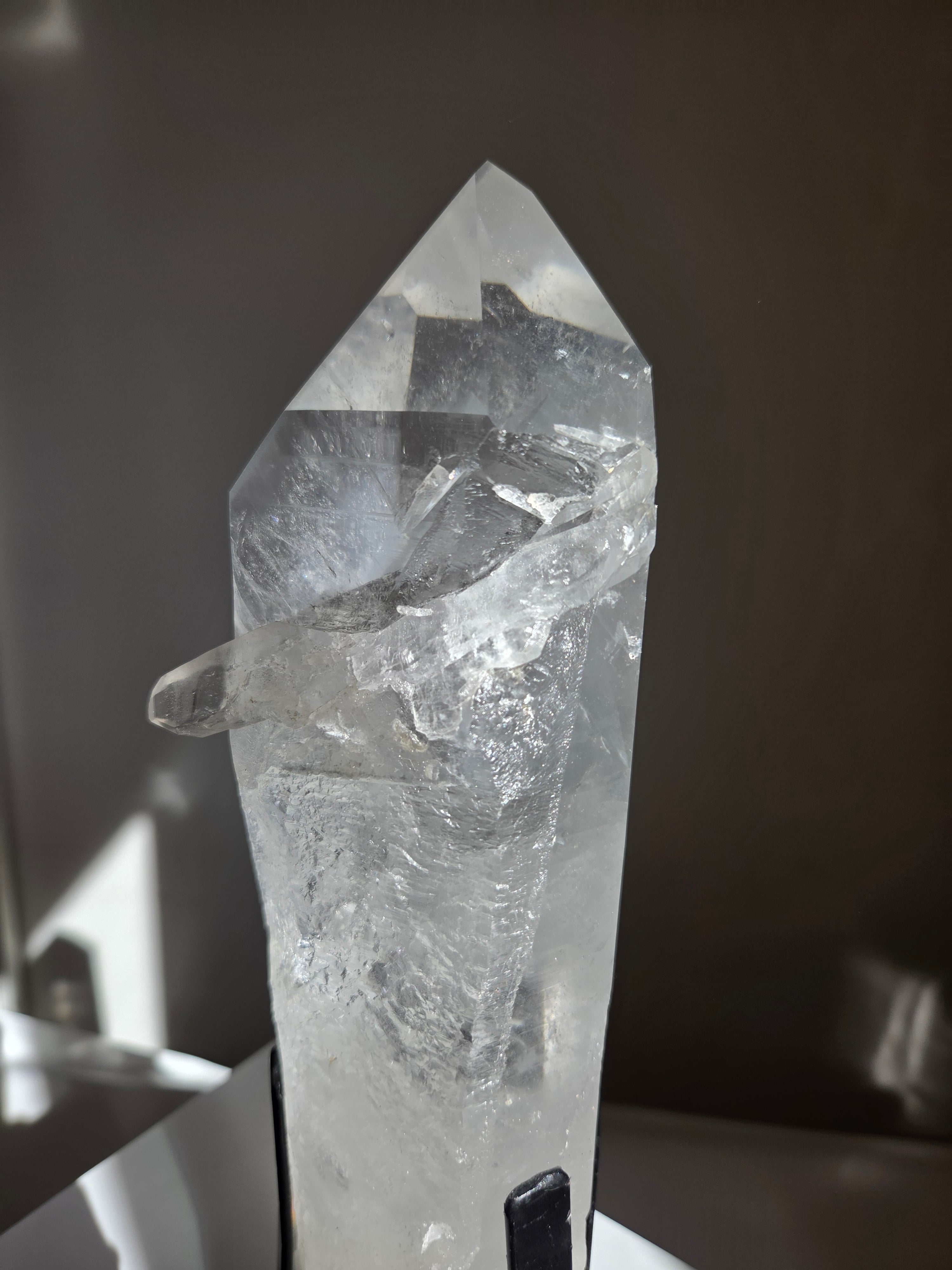 Grey Phantom Quartz Statement