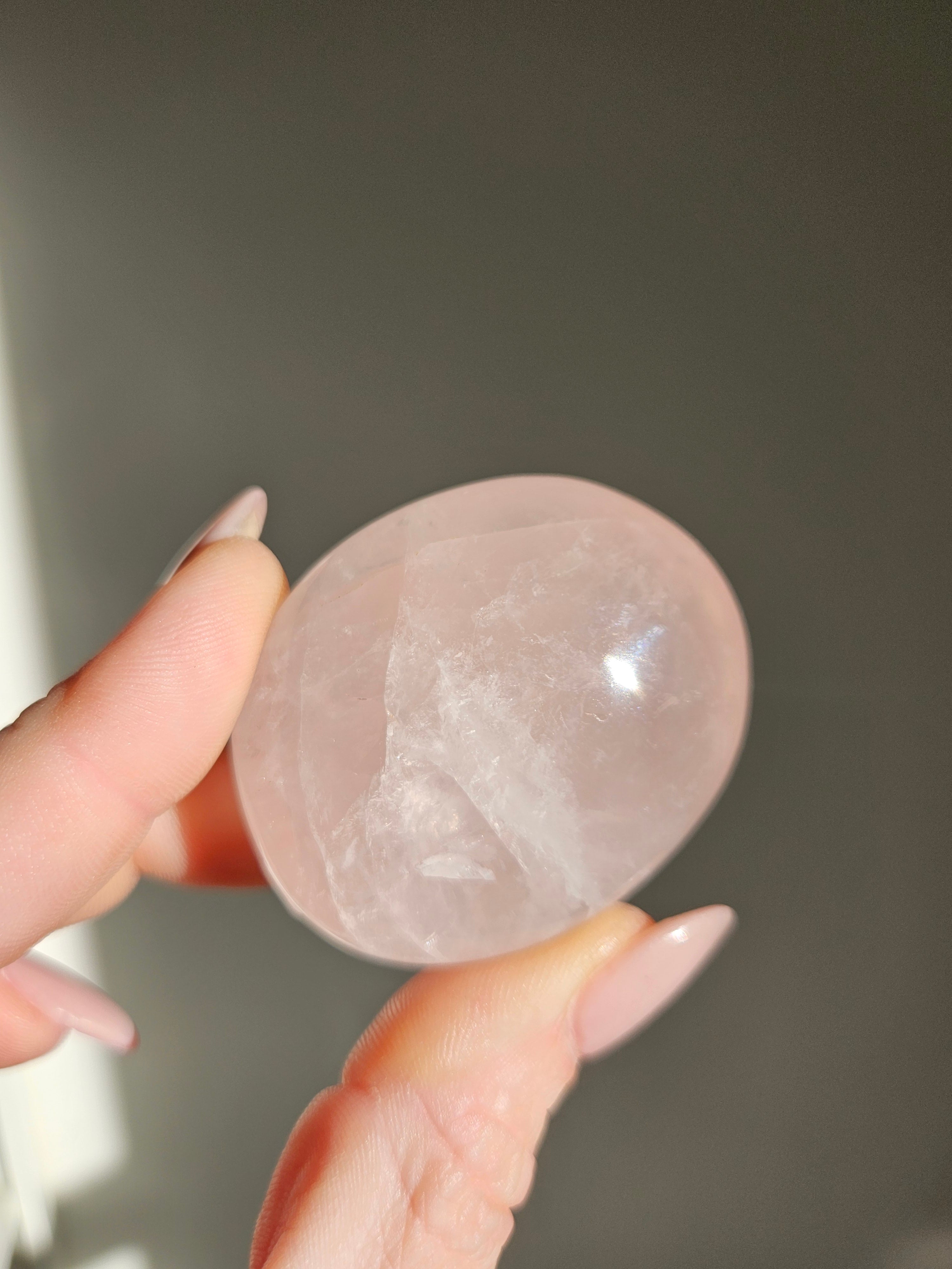Rose Quartz Palmstone 002