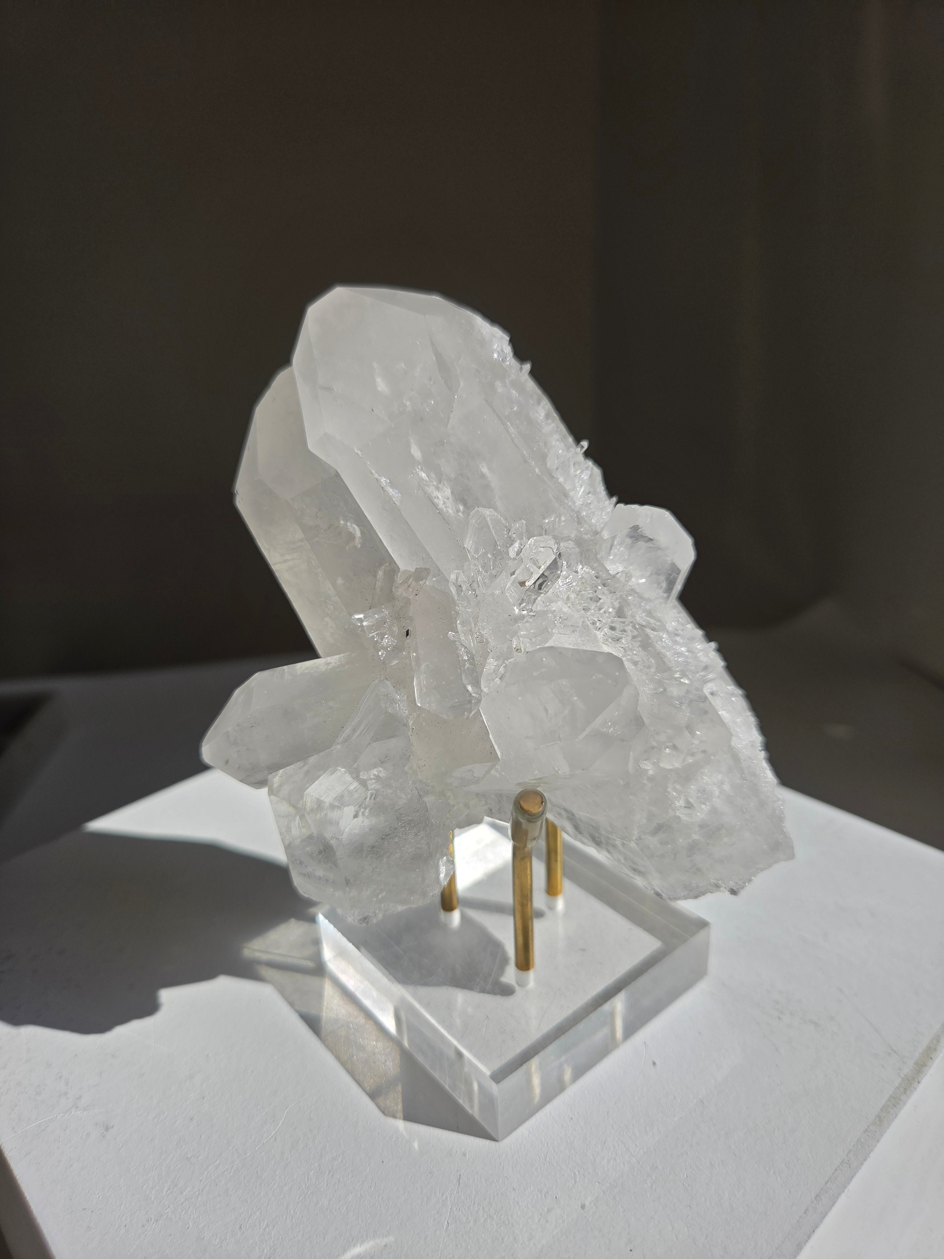Quartz Cluster 033