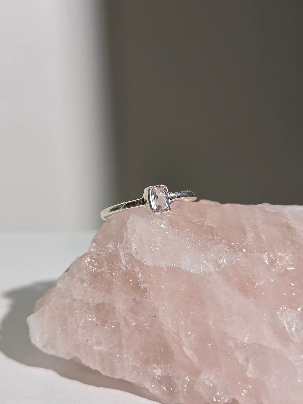 Size 8 | Morganite Ring | silver