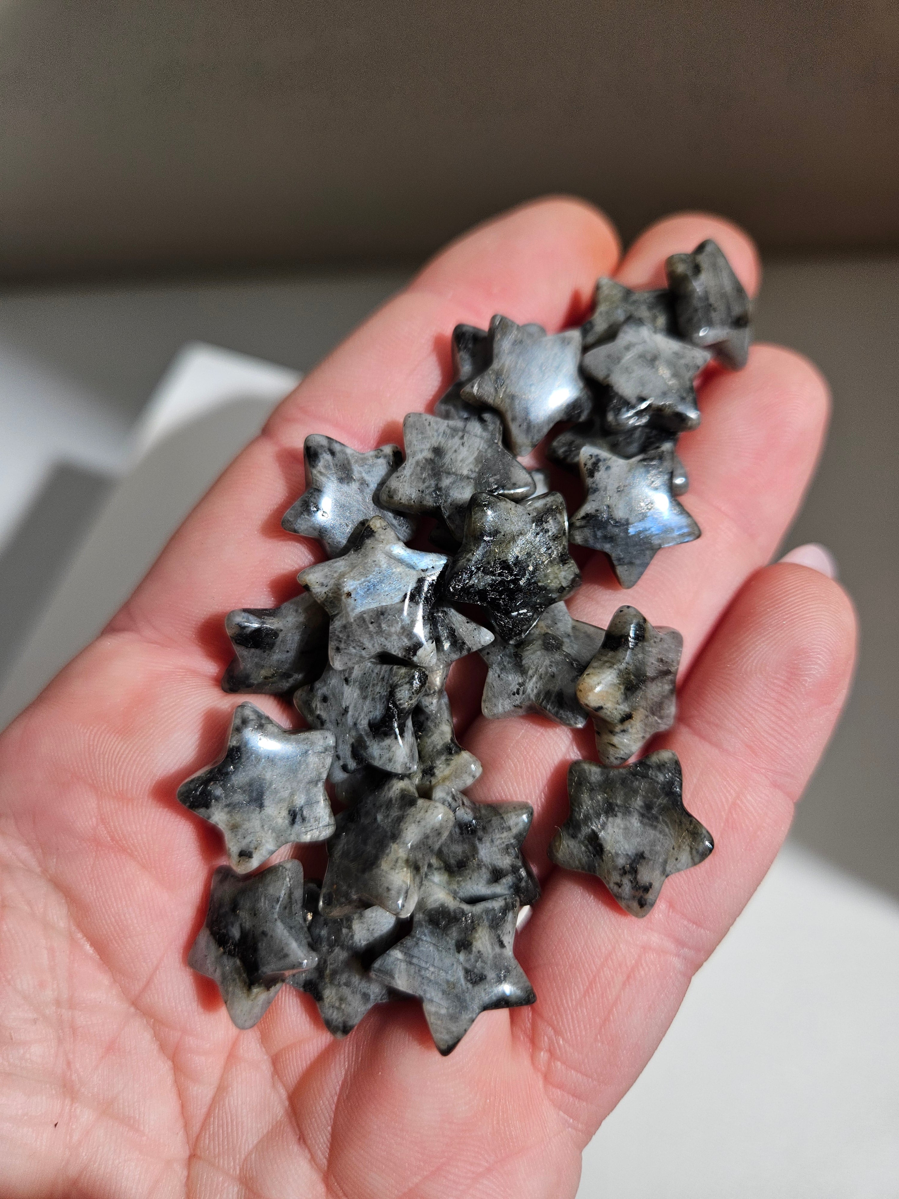 Larvakite Mini Stars | set of 10