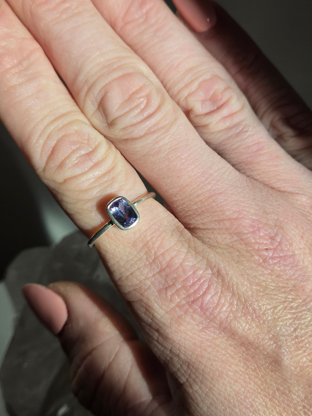 Size 9 | Tanzanite Ring | silver 060